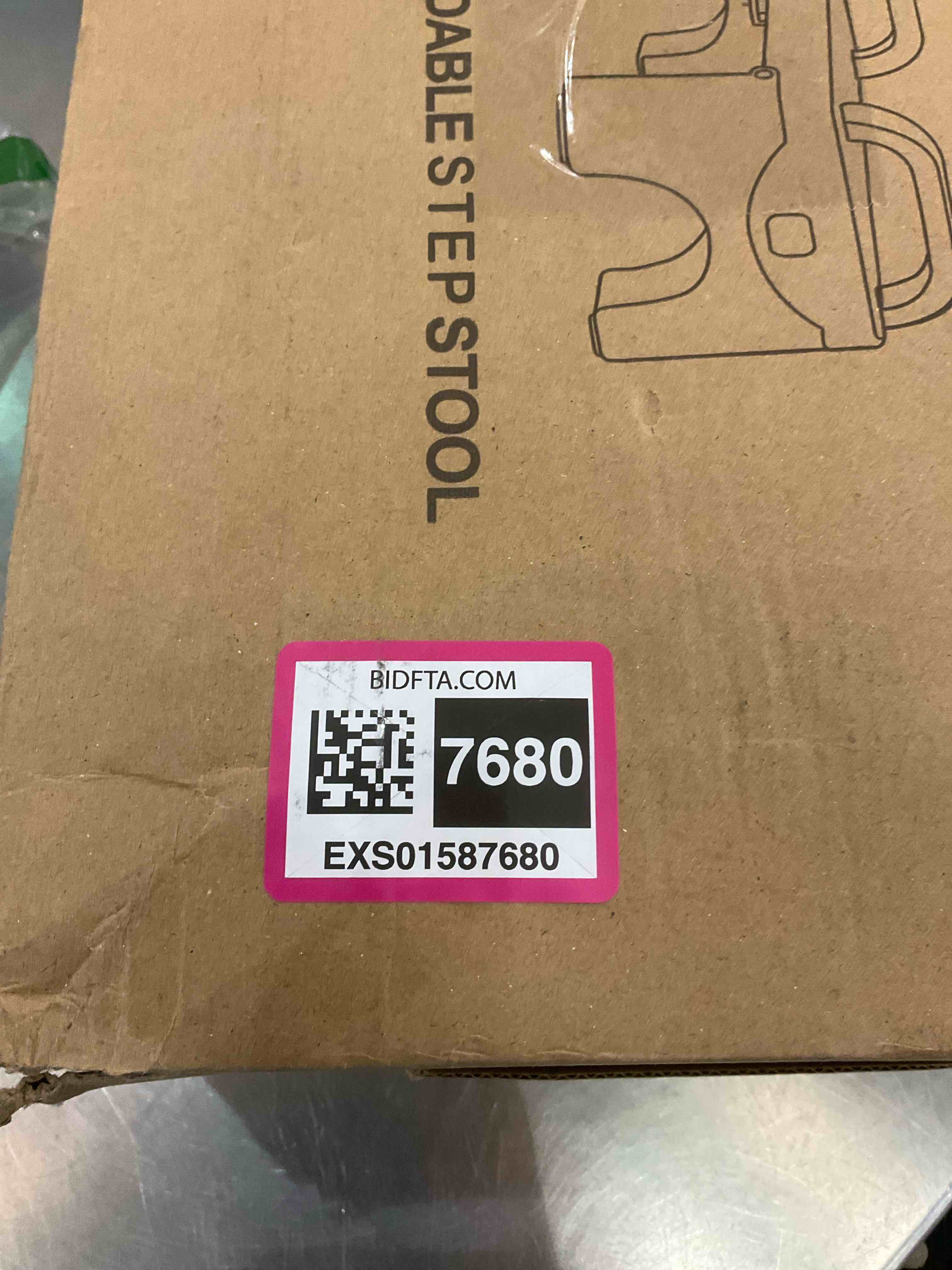 https://s3.amazonaws.com/lotting-images-prod/BargainHunt/EXS01587680_1714499532385.jpeg