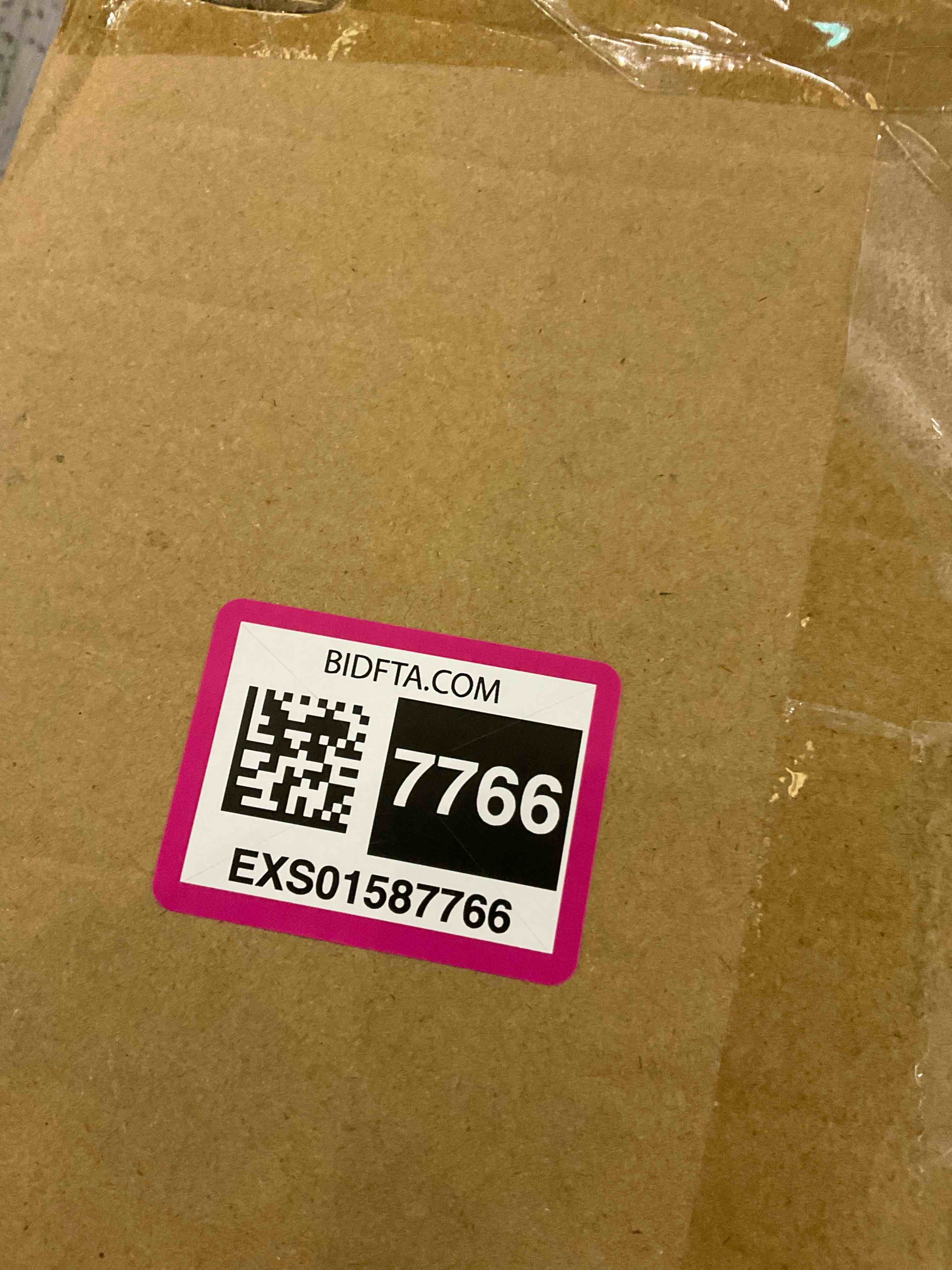https://s3.amazonaws.com/lotting-images-prod/BargainHunt/EXS01587766_1715181912211.jpeg