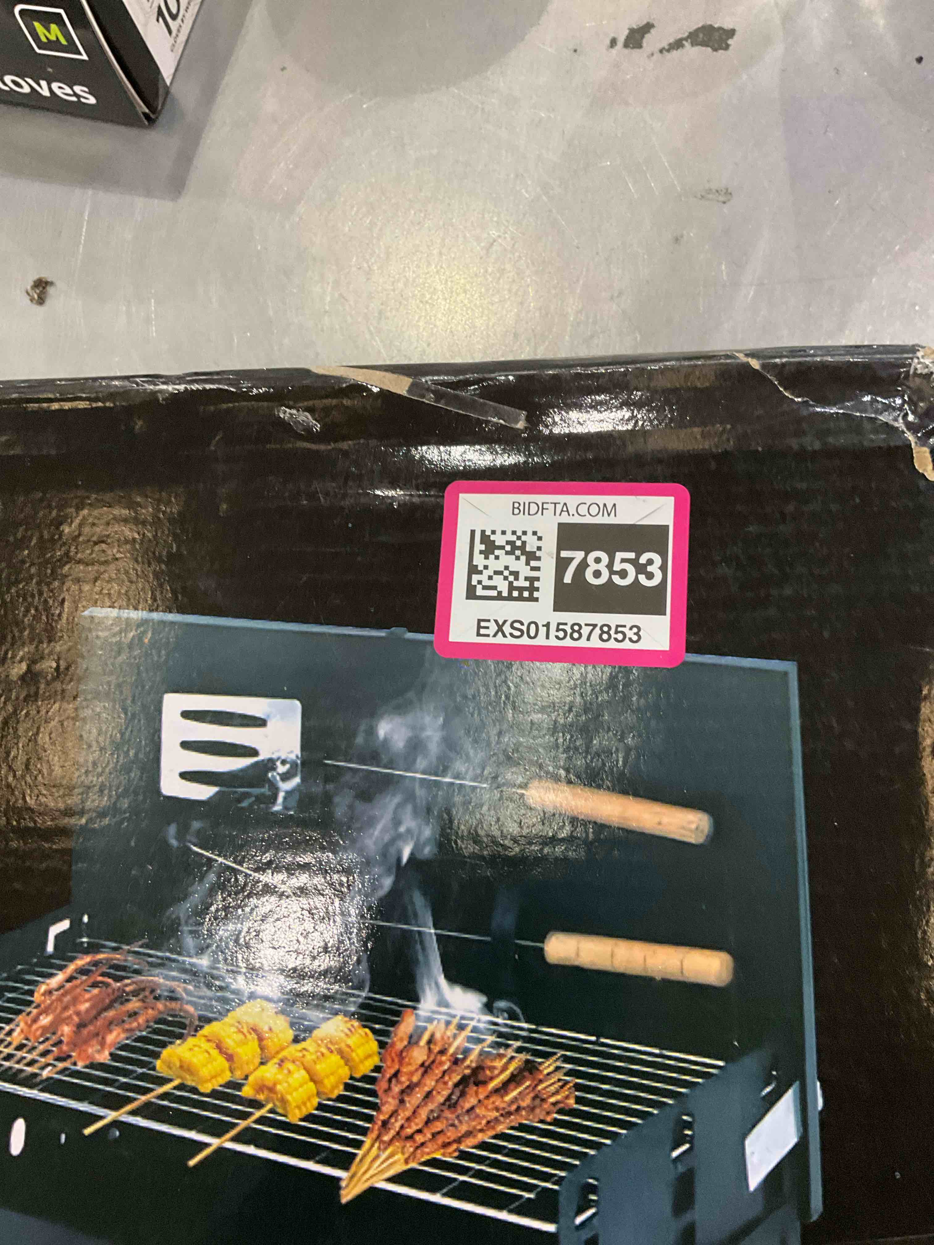 https://s3.amazonaws.com/lotting-images-prod/BargainHunt/EXS01587853_1715794389682.jpeg