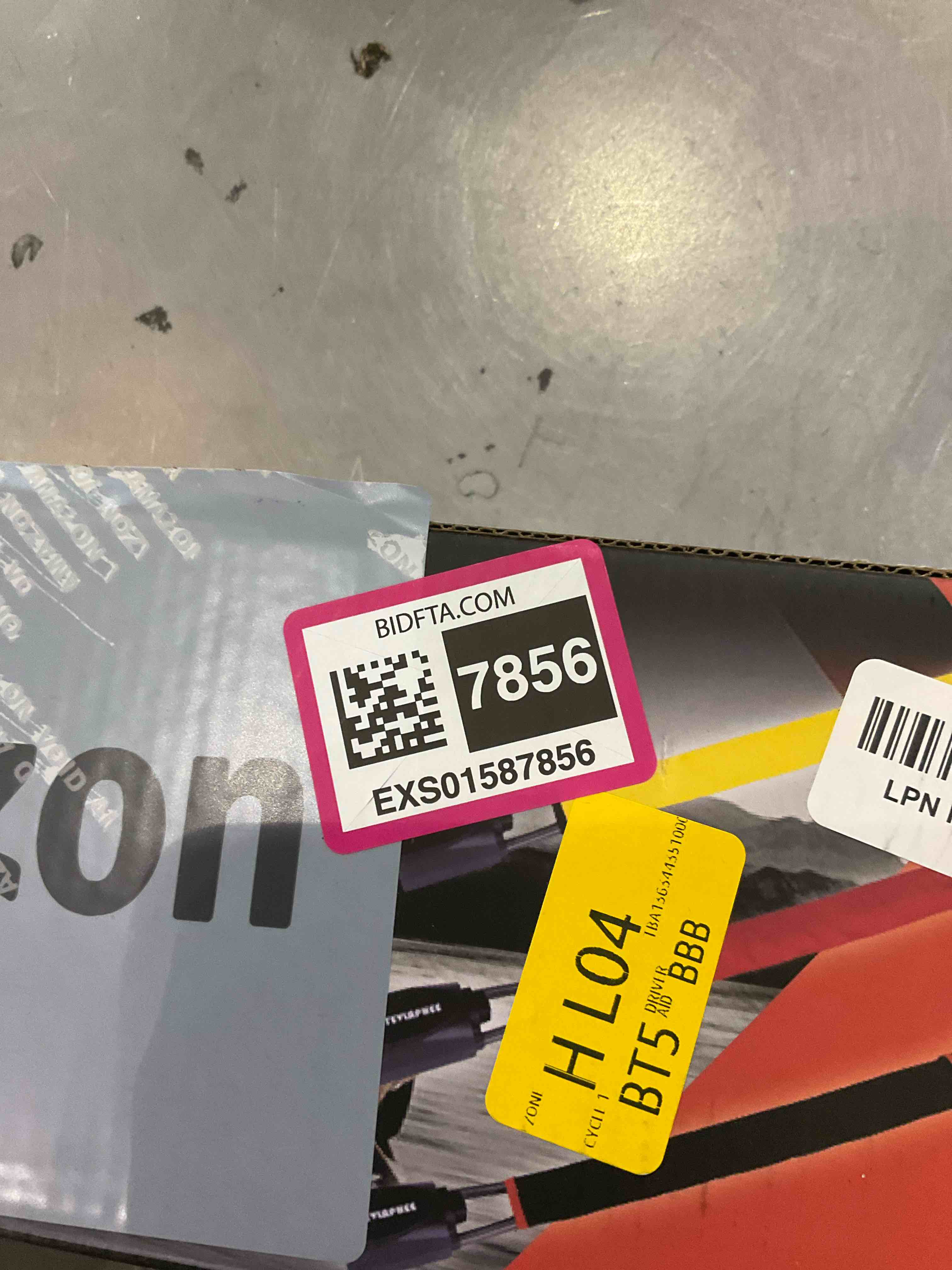 https://s3.amazonaws.com/lotting-images-prod/BargainHunt/EXS01587856_1715794415755.jpeg