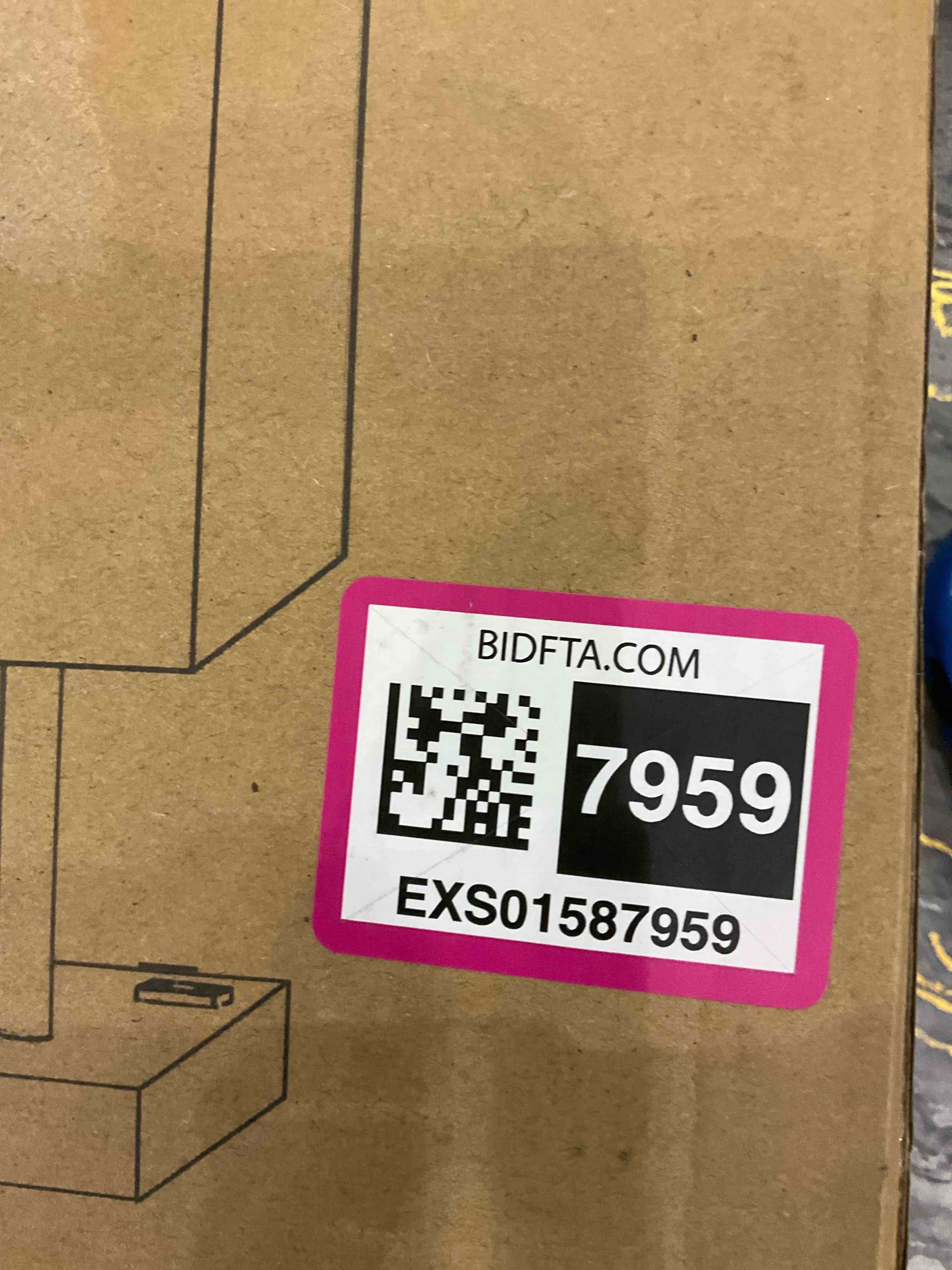 https://s3.amazonaws.com/lotting-images-prod/BargainHunt/EXS01587959_1717154678510.jpeg