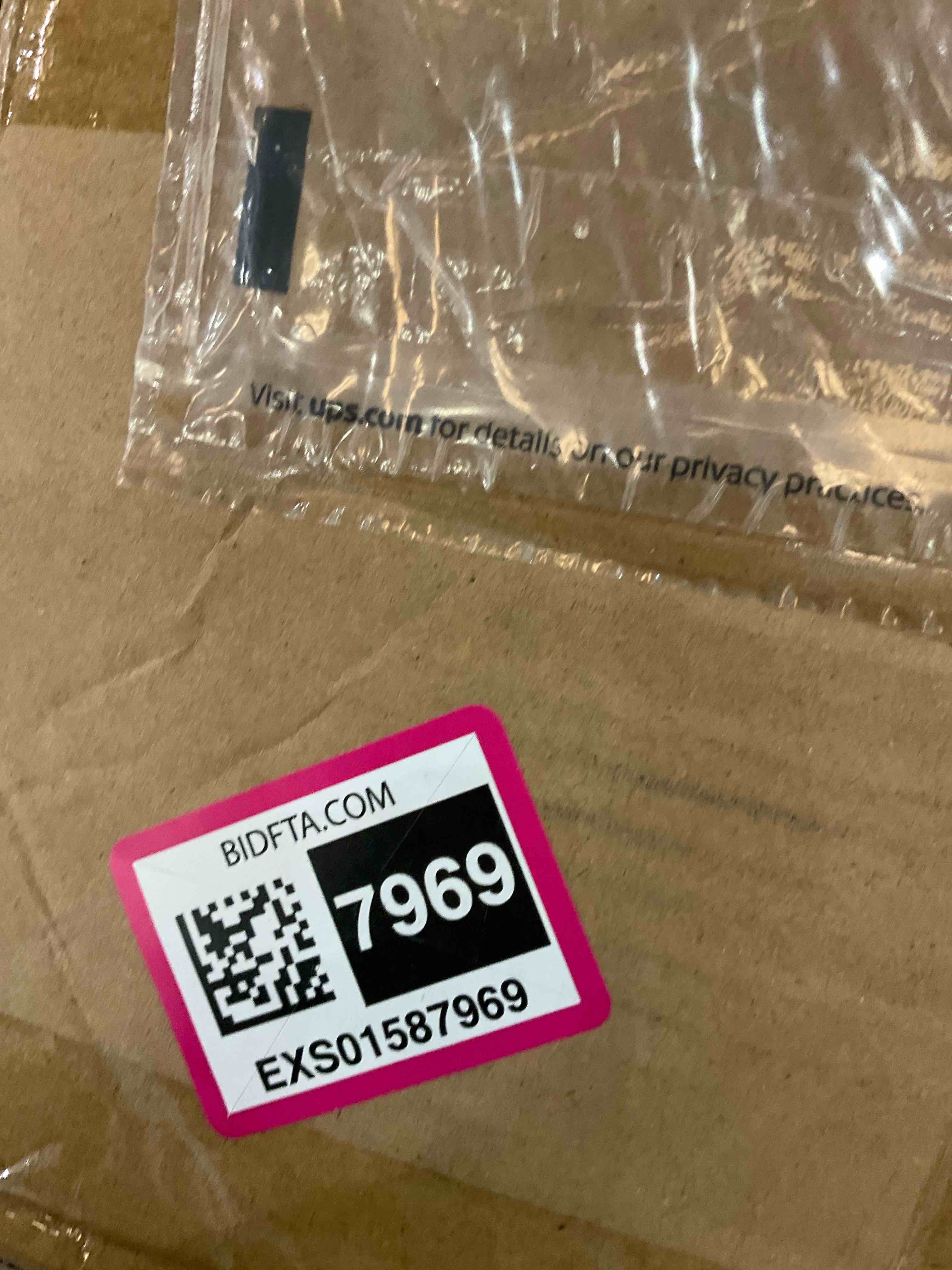 https://s3.amazonaws.com/lotting-images-prod/BargainHunt/EXS01587969_1717088525977.jpeg