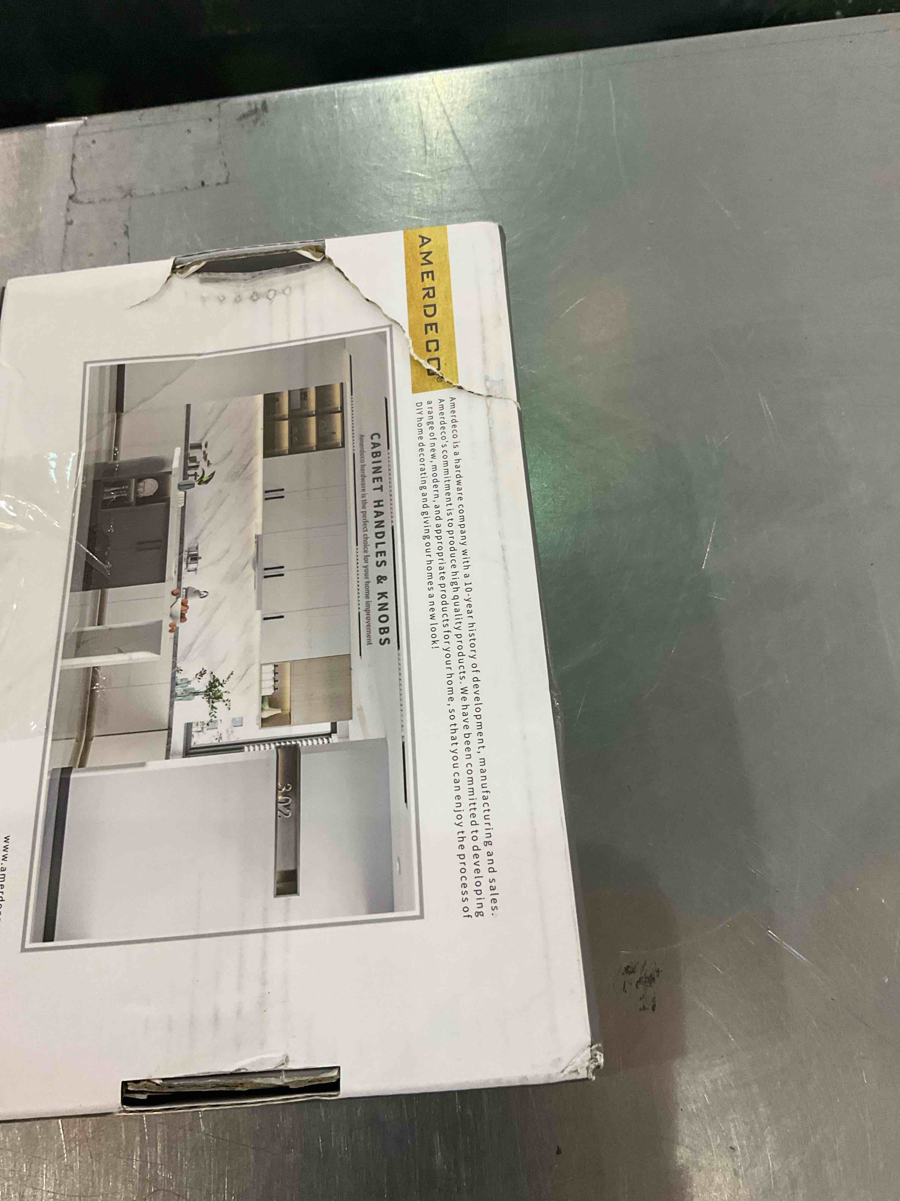 https://s3.amazonaws.com/lotting-images-prod/BargainHunt/EXS01588008_1713876669054.jpeg