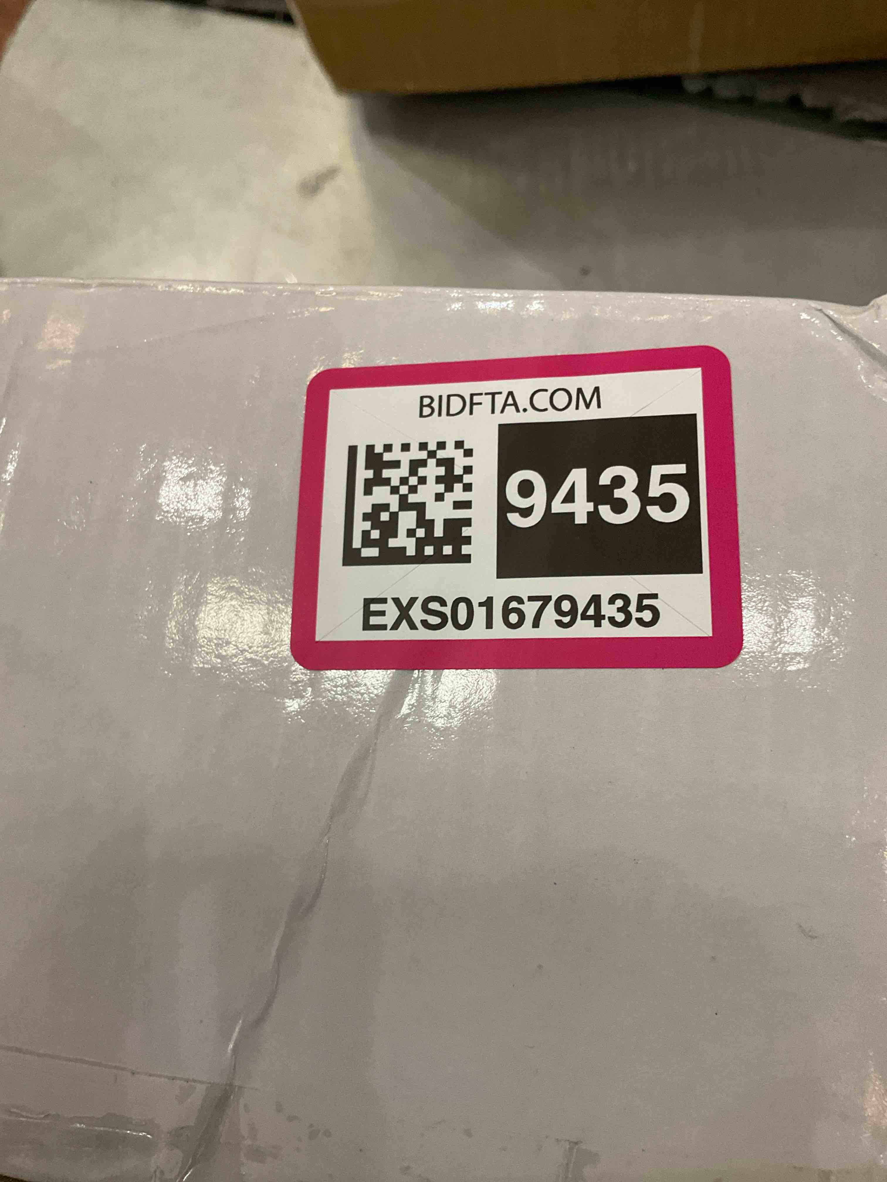 https://s3.amazonaws.com/lotting-images-prod/BargainHunt/EXS01588061_1713893259479.jpeg
