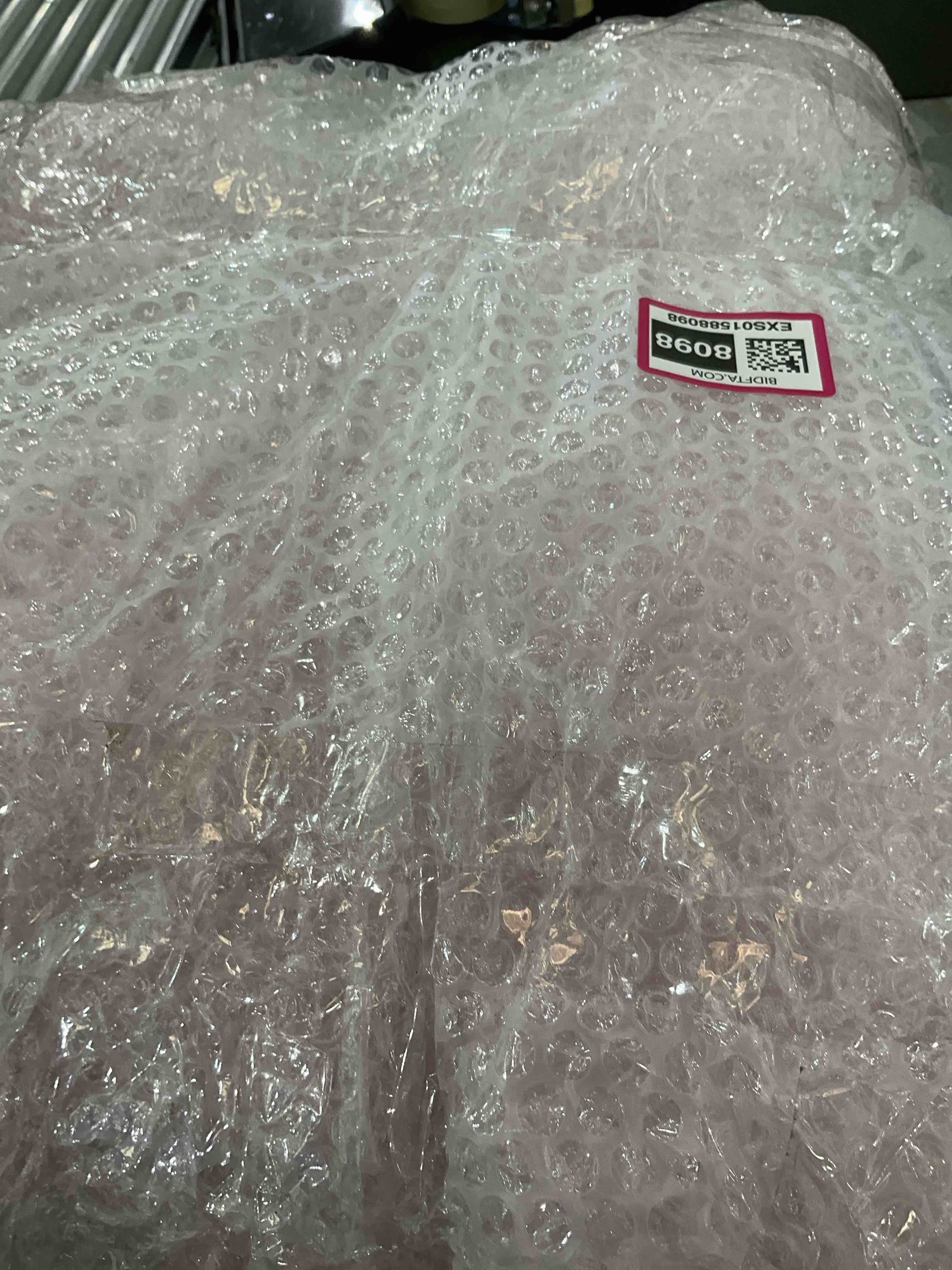 https://s3.amazonaws.com/lotting-images-prod/BargainHunt/EXS01588098_1714144108983.jpeg