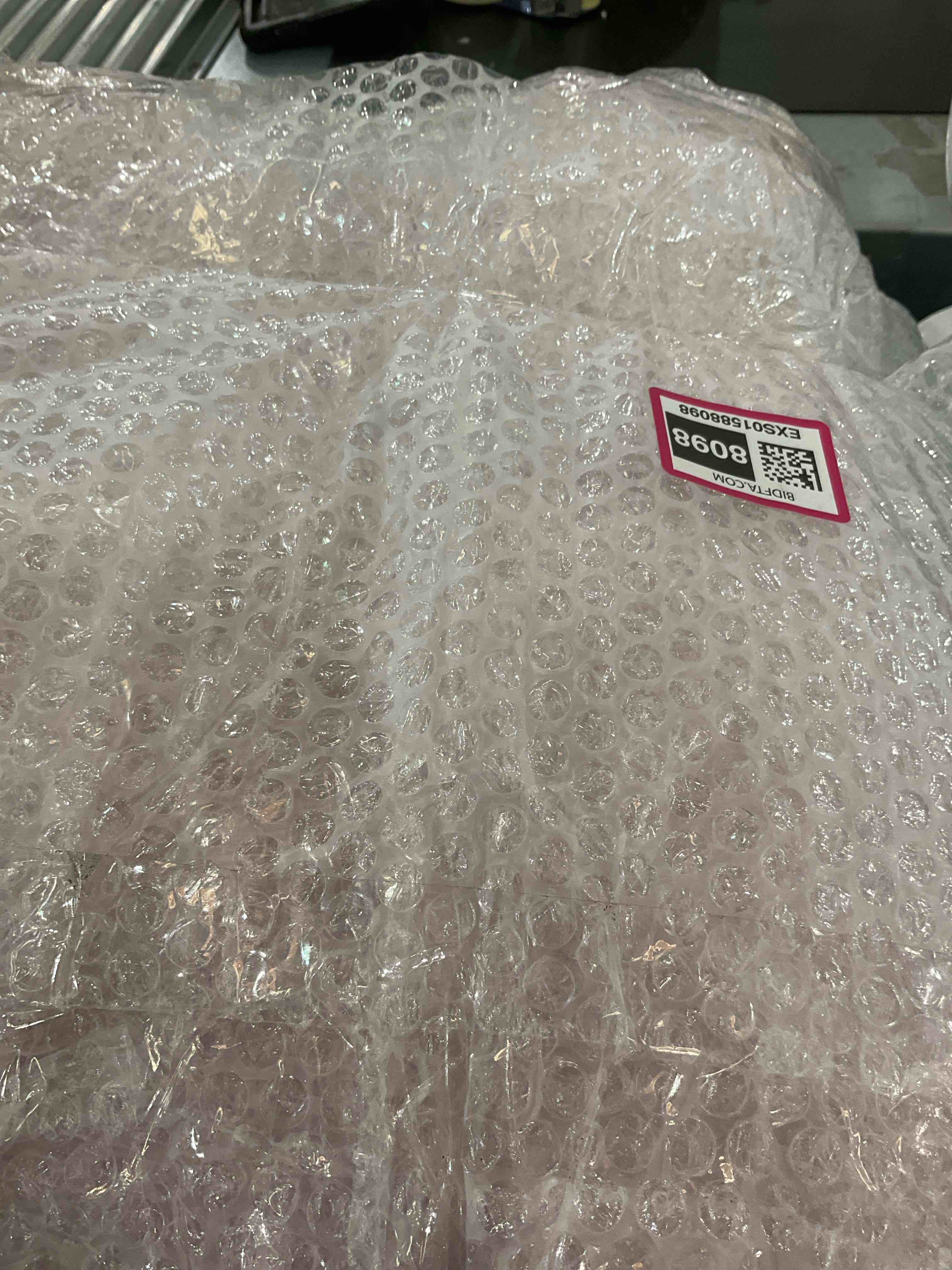 https://s3.amazonaws.com/lotting-images-prod/BargainHunt/EXS01588098_1714144132133.jpeg