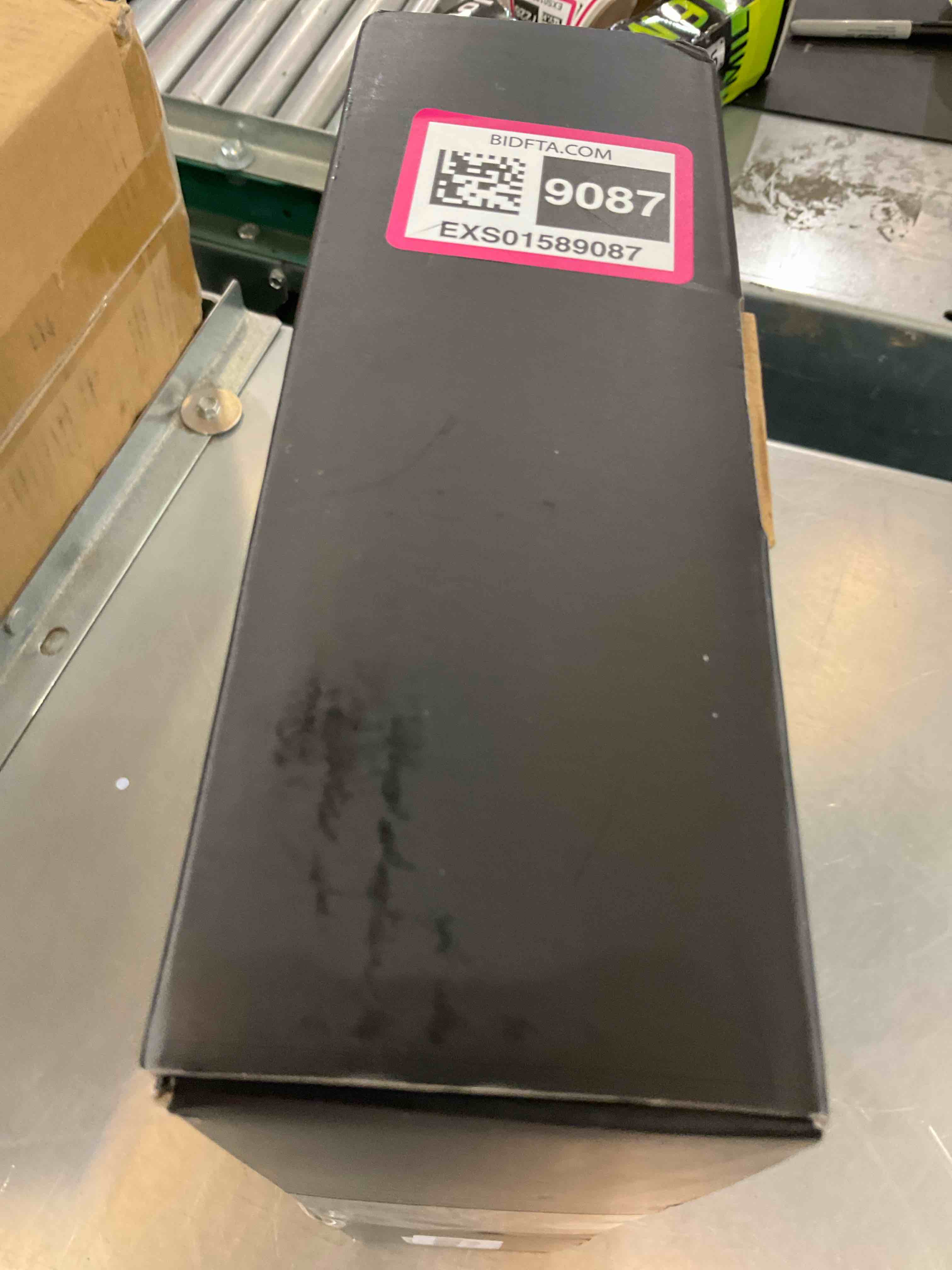 https://s3.amazonaws.com/lotting-images-prod/BargainHunt/EXS01589087_1714060338837.jpeg