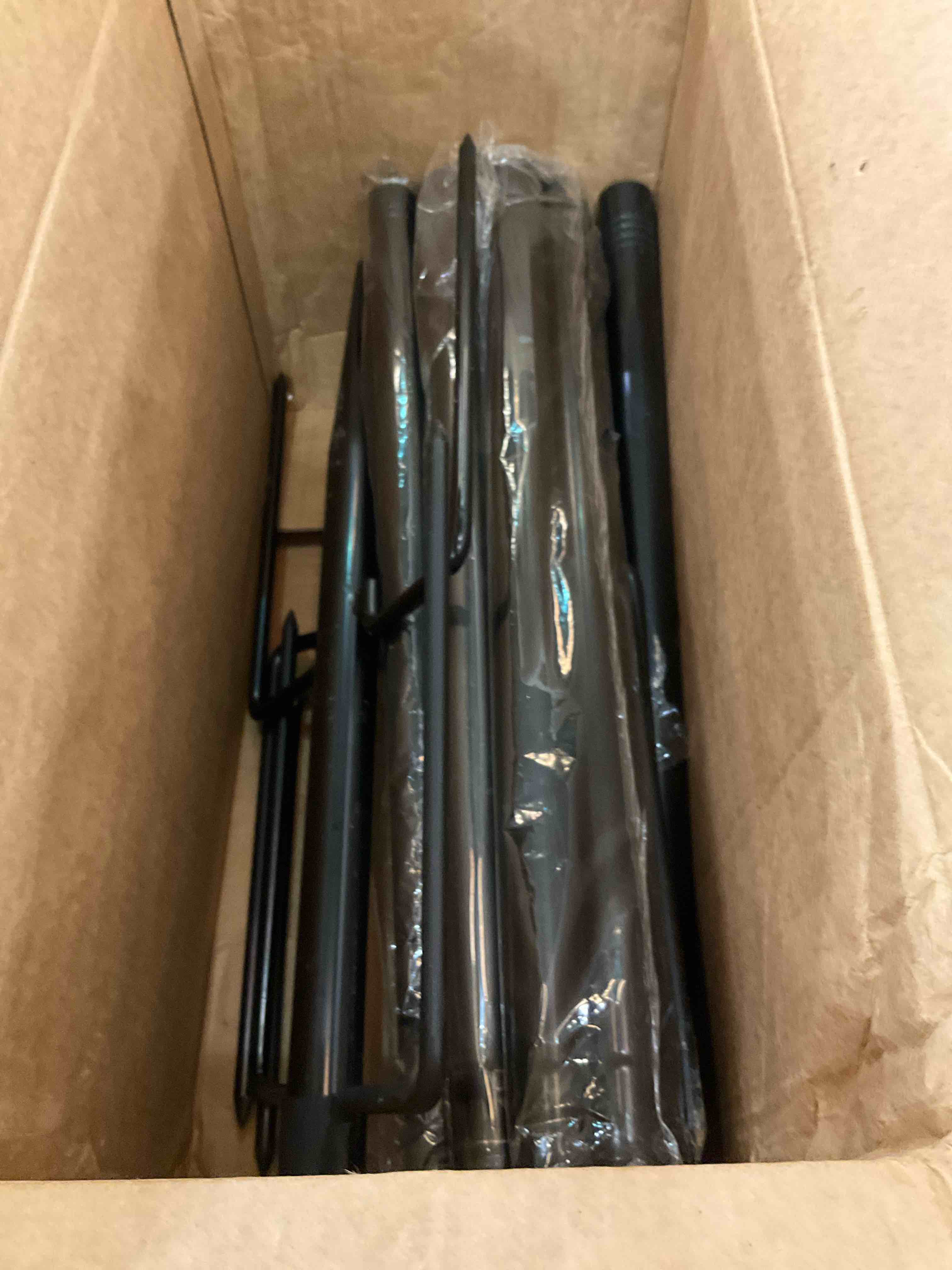 https://s3.amazonaws.com/lotting-images-prod/BargainHunt/EXS01589189_1714495485196.jpeg