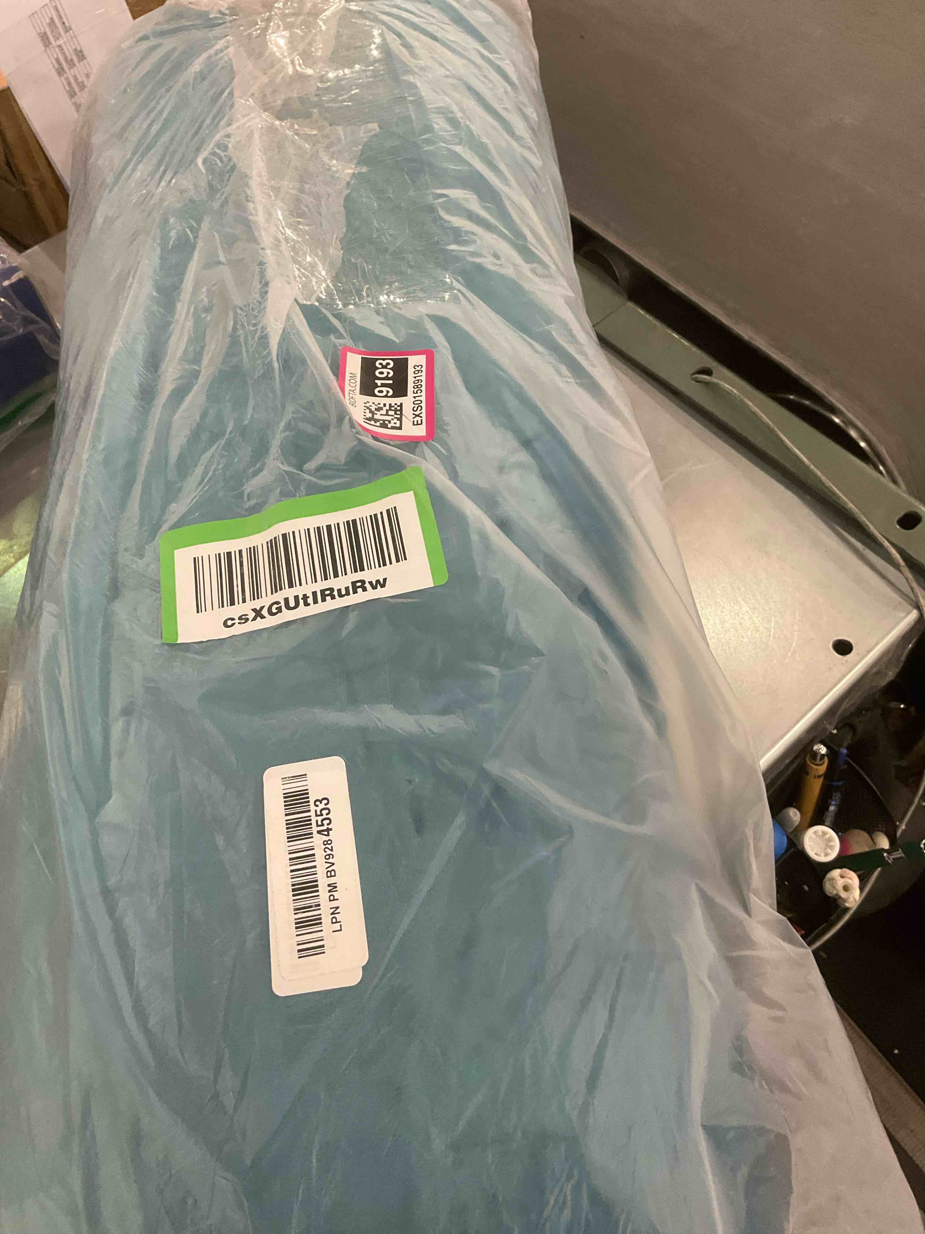 https://s3.amazonaws.com/lotting-images-prod/BargainHunt/EXS01589193_1714499726329.jpeg
