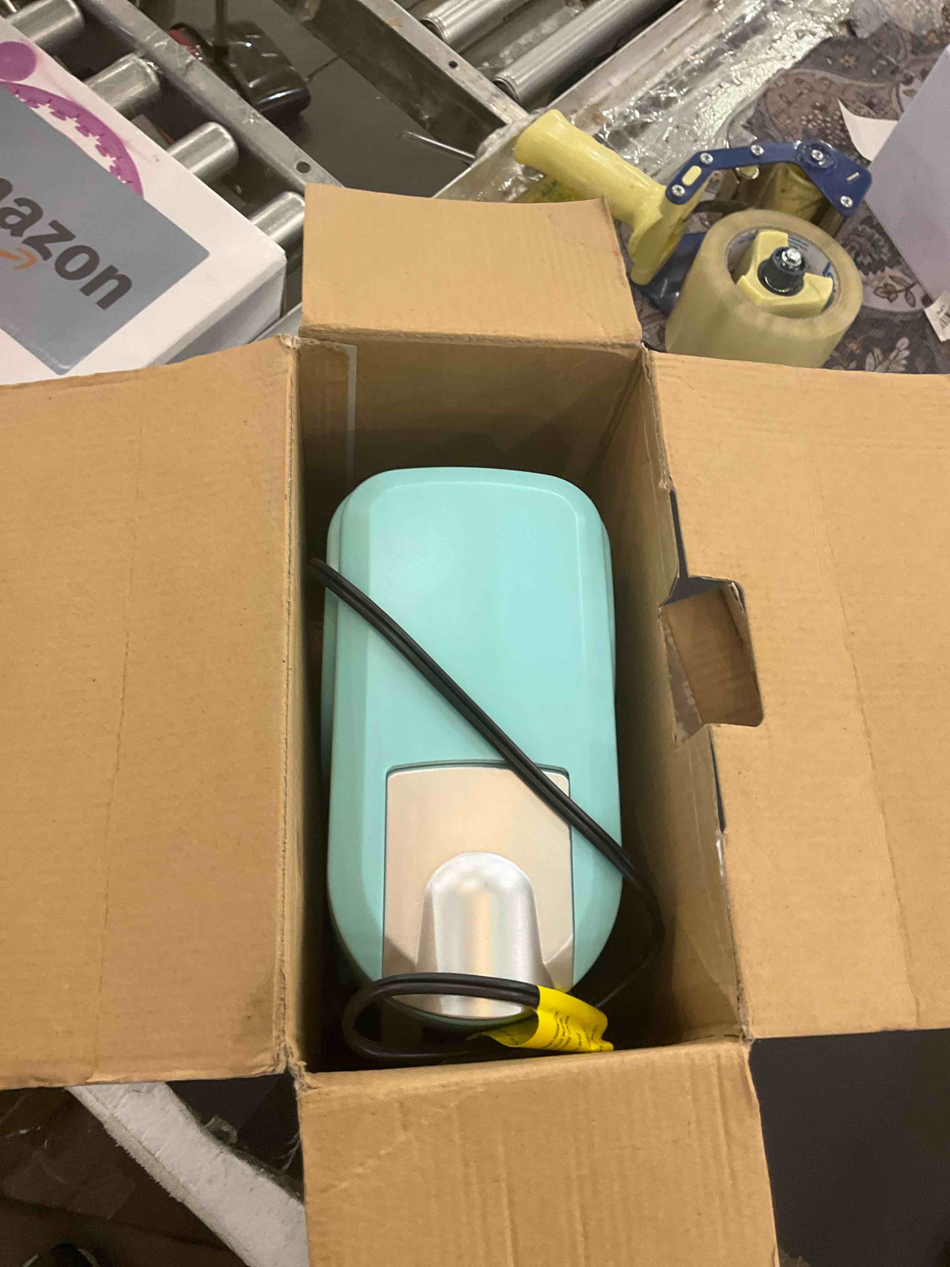 https://s3.amazonaws.com/lotting-images-prod/BargainHunt/EXS01589431_1715281019511.jpeg