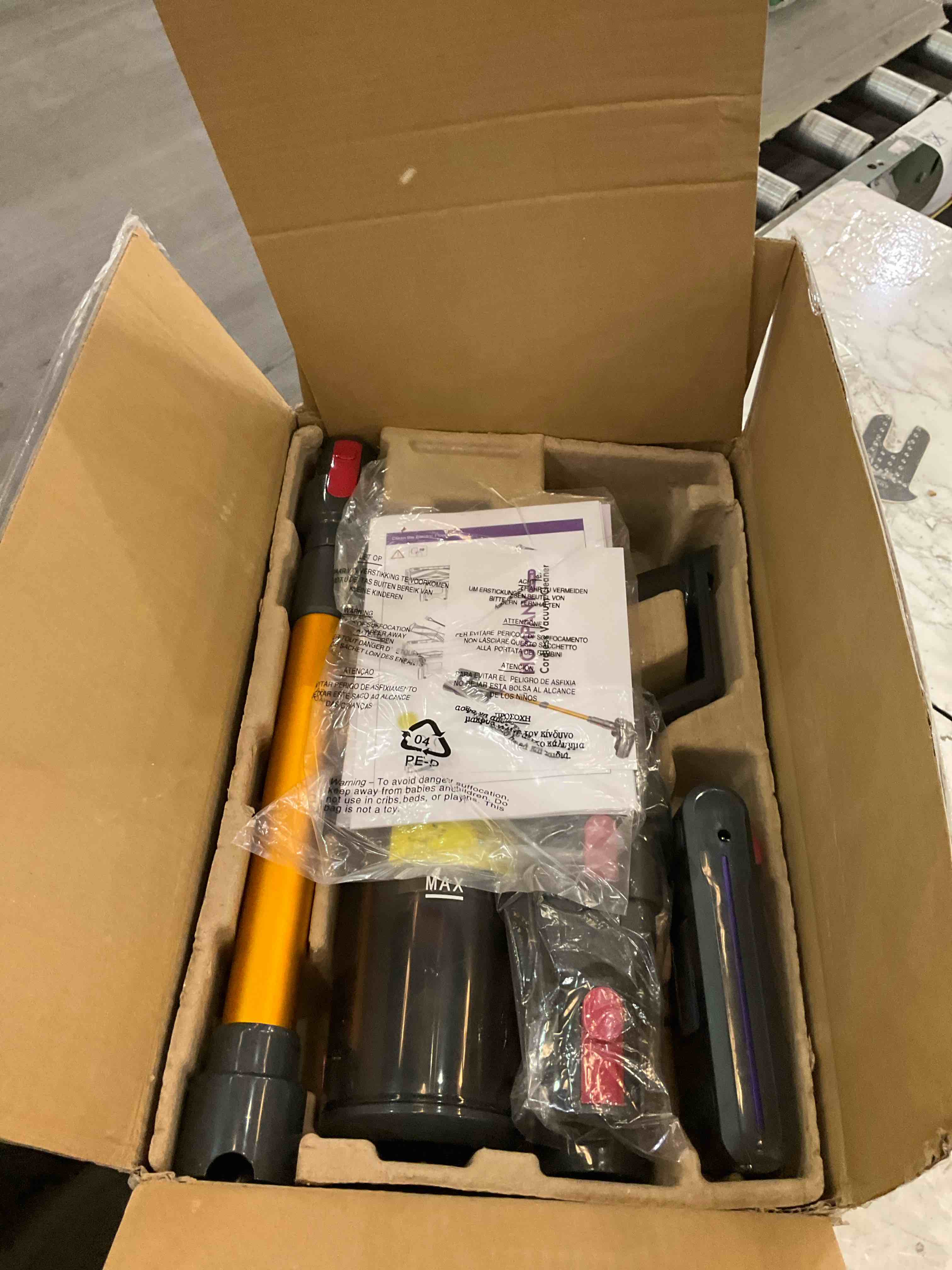 https://s3.amazonaws.com/lotting-images-prod/BargainHunt/EXS01589571_1714416273139.jpeg