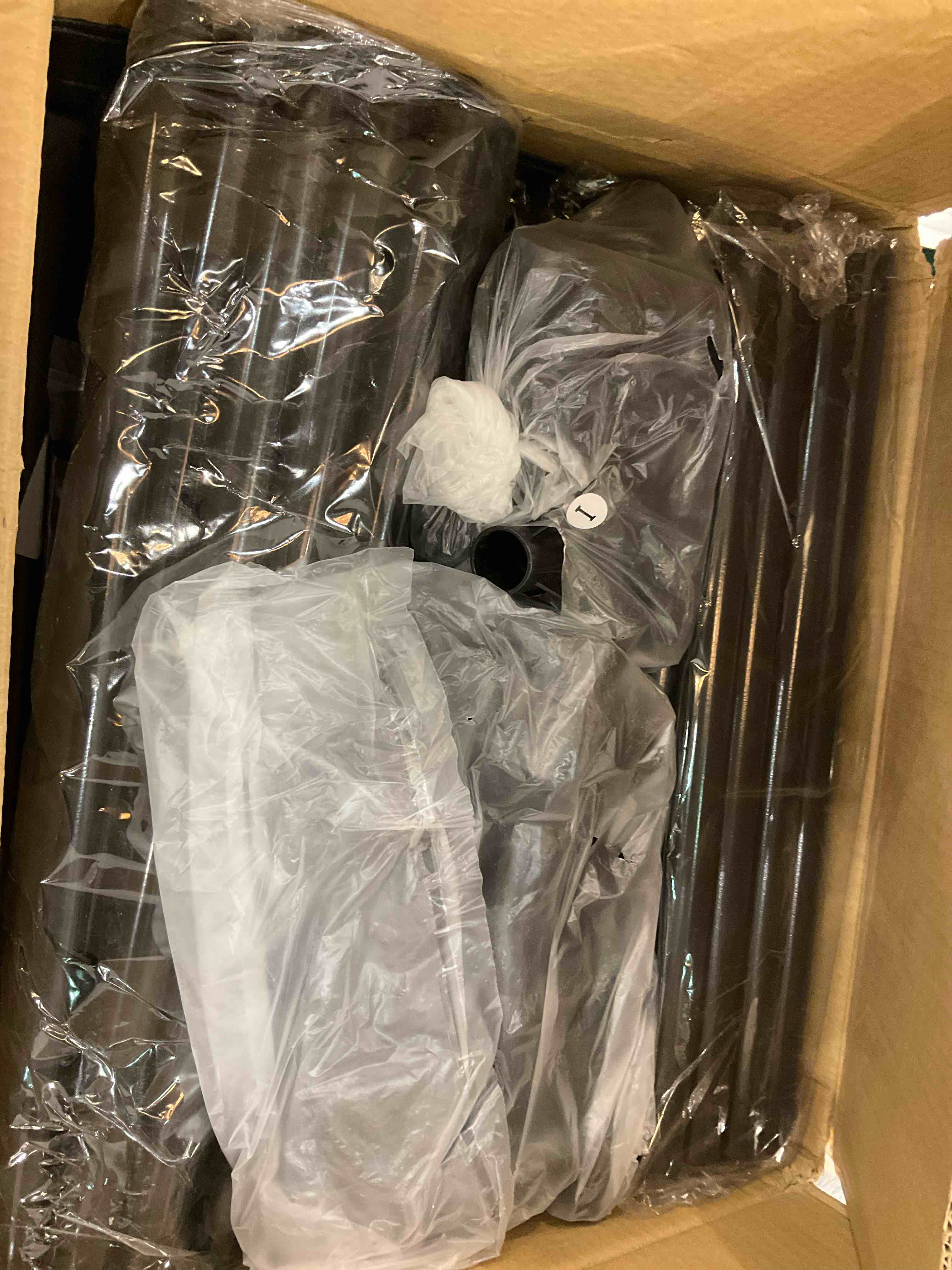 https://s3.amazonaws.com/lotting-images-prod/BargainHunt/EXS01589646_1714144264044.jpeg