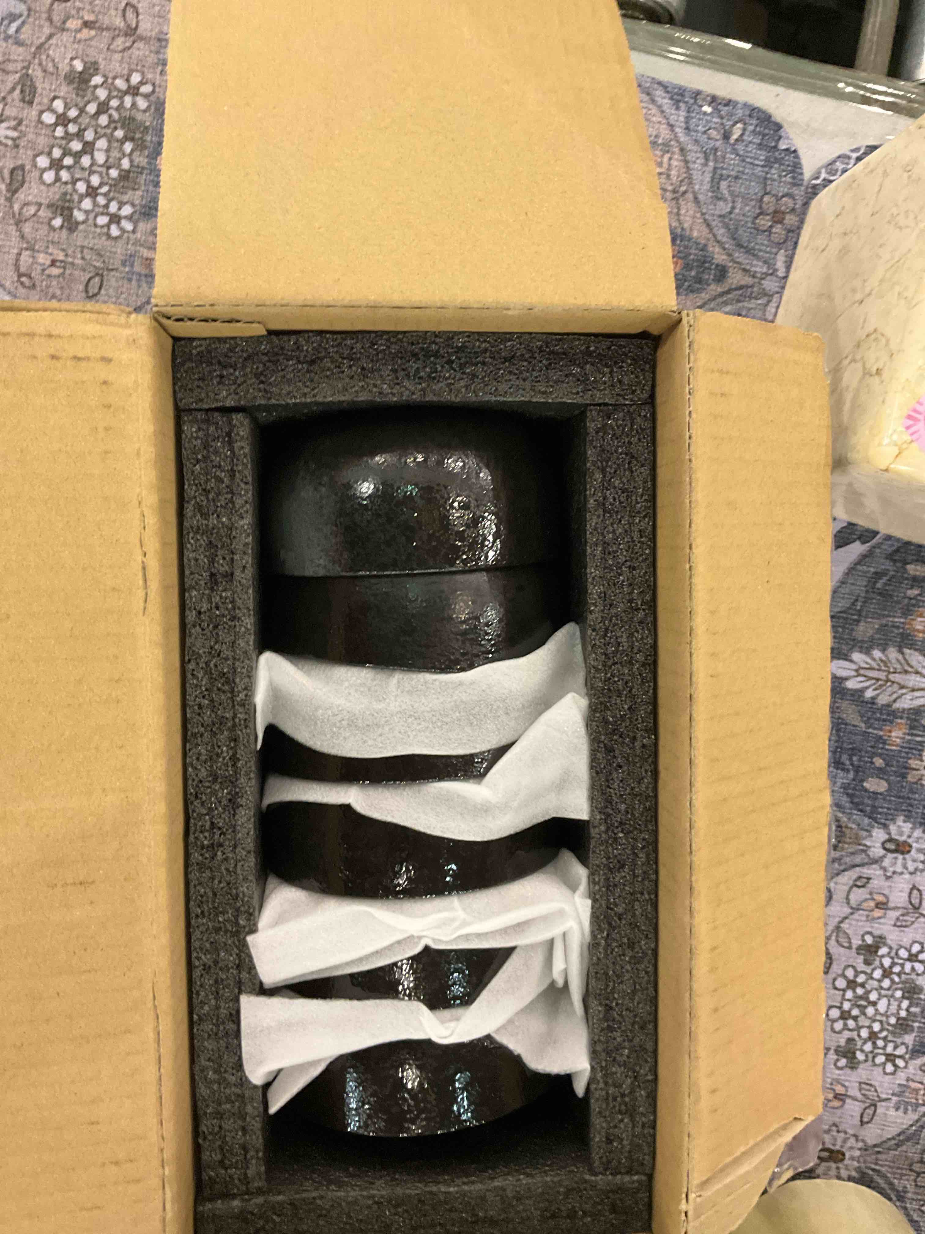 https://s3.amazonaws.com/lotting-images-prod/BargainHunt/EXS01589679_1714390064084.jpeg