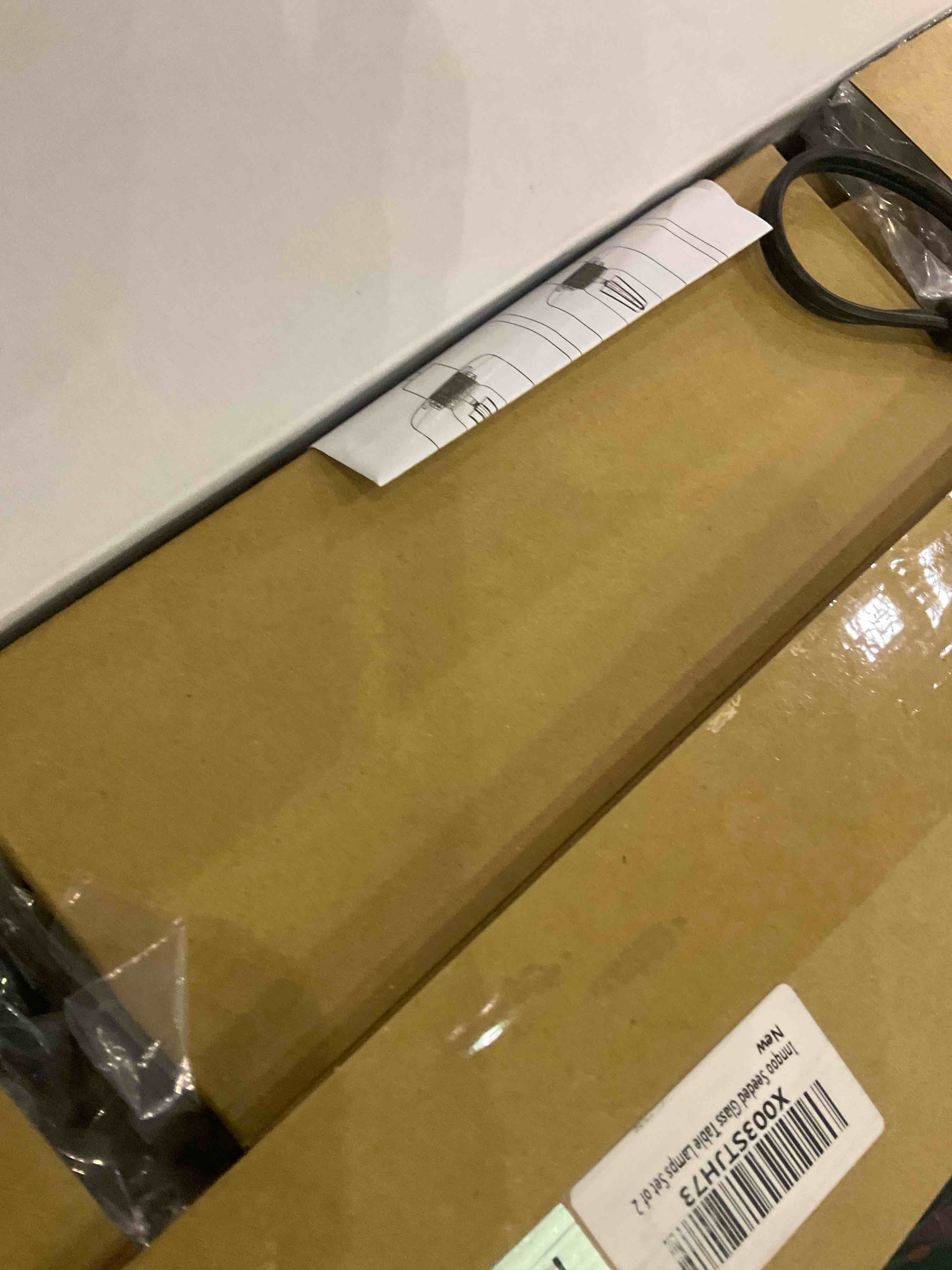 https://s3.amazonaws.com/lotting-images-prod/BargainHunt/EXS01589775_1714478896175.jpeg