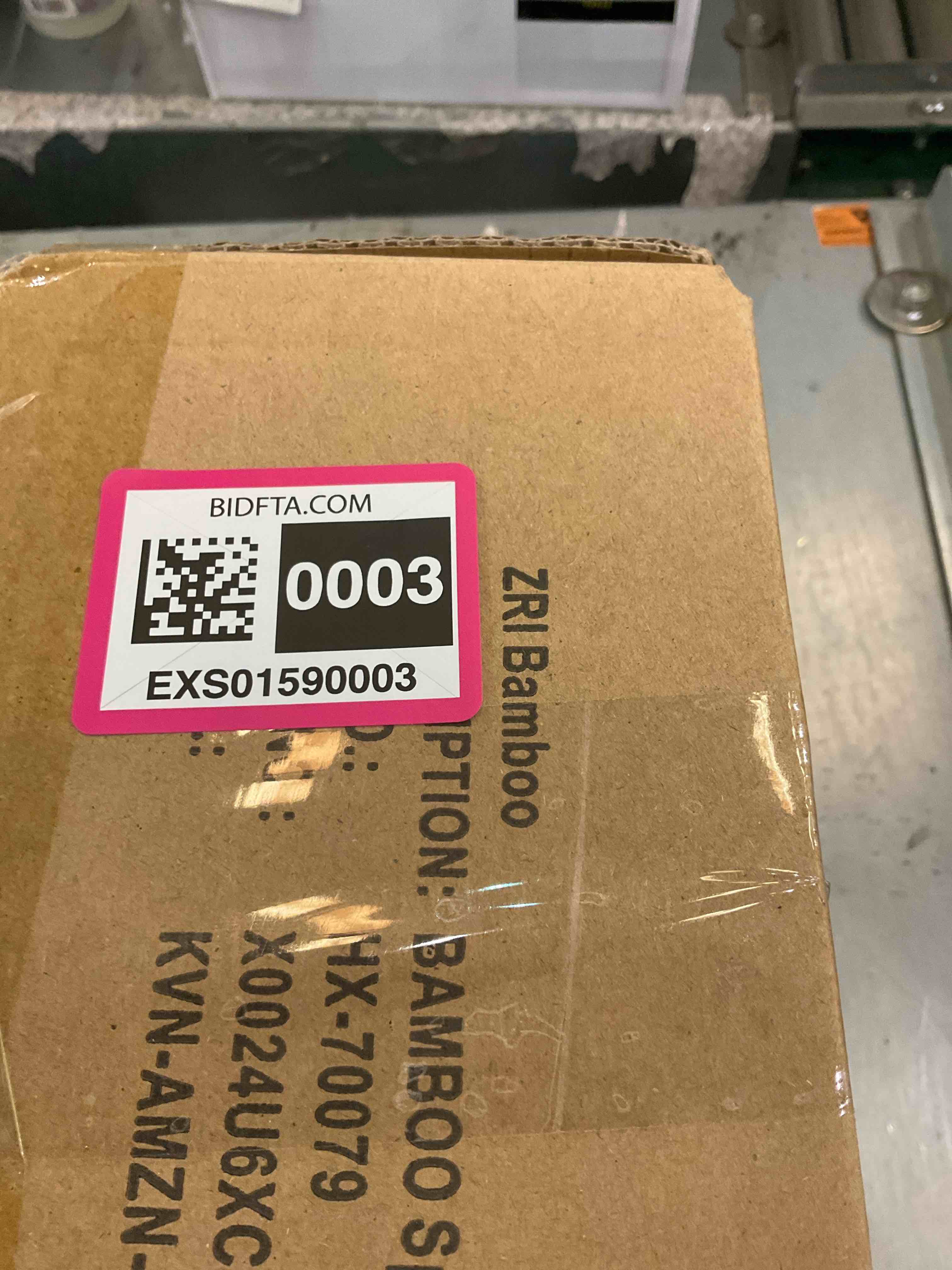 https://s3.amazonaws.com/lotting-images-prod/BargainHunt/EXS01590003_1719329525213.jpeg