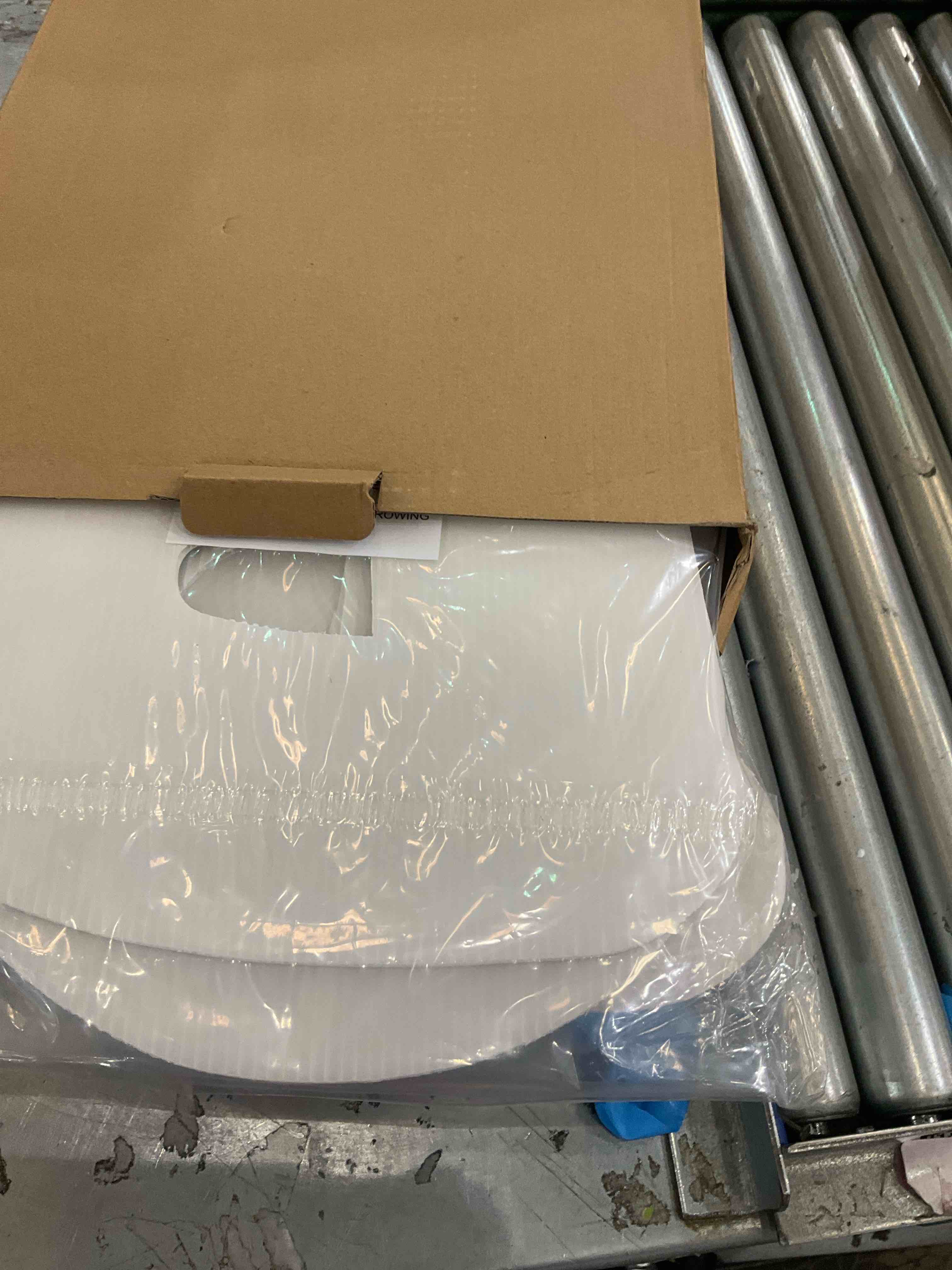 https://s3.amazonaws.com/lotting-images-prod/BargainHunt/EXS01590019_1719334973037.jpeg