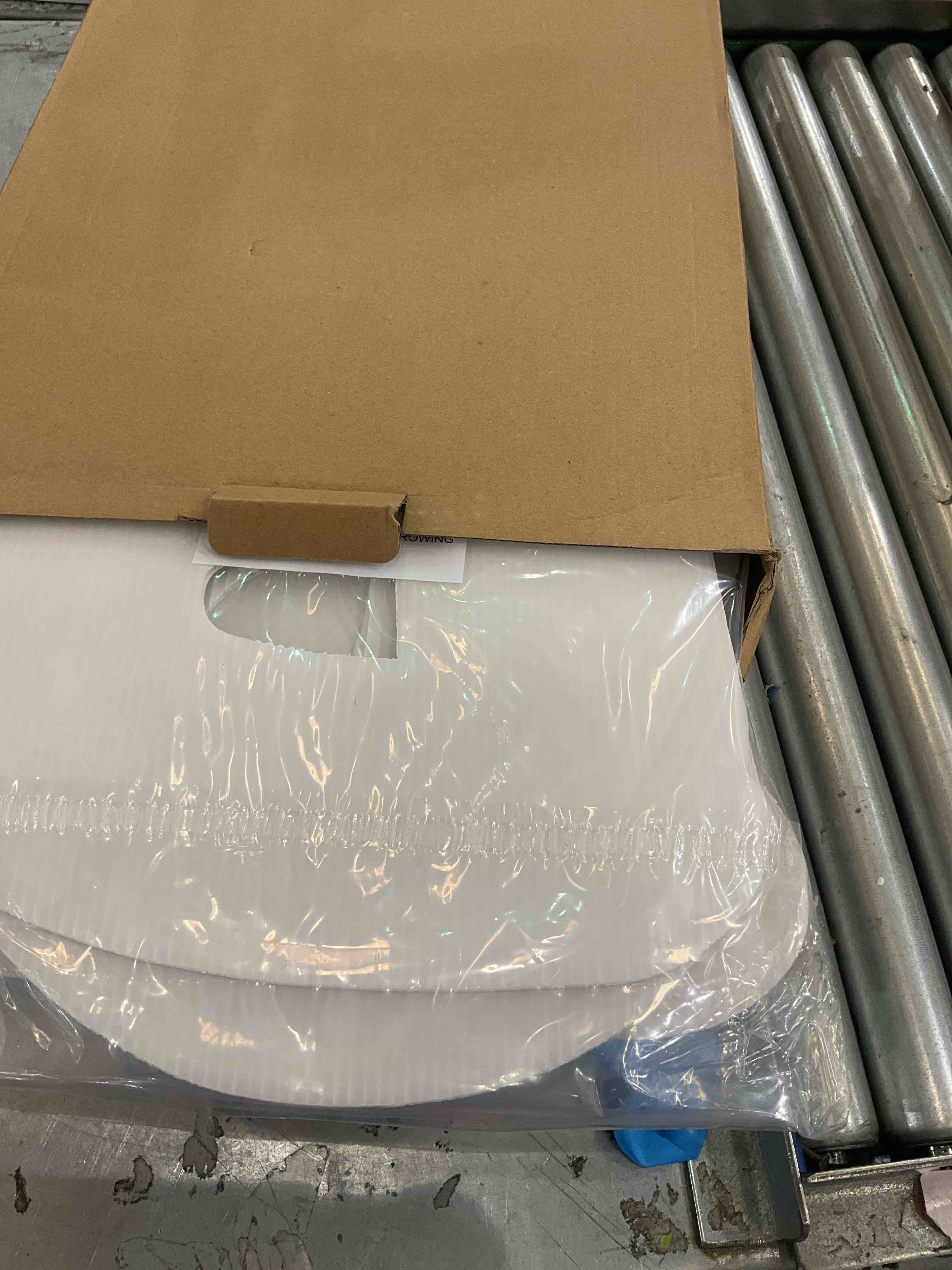 https://s3.amazonaws.com/lotting-images-prod/BargainHunt/EXS01590019_1719334973923.jpeg
