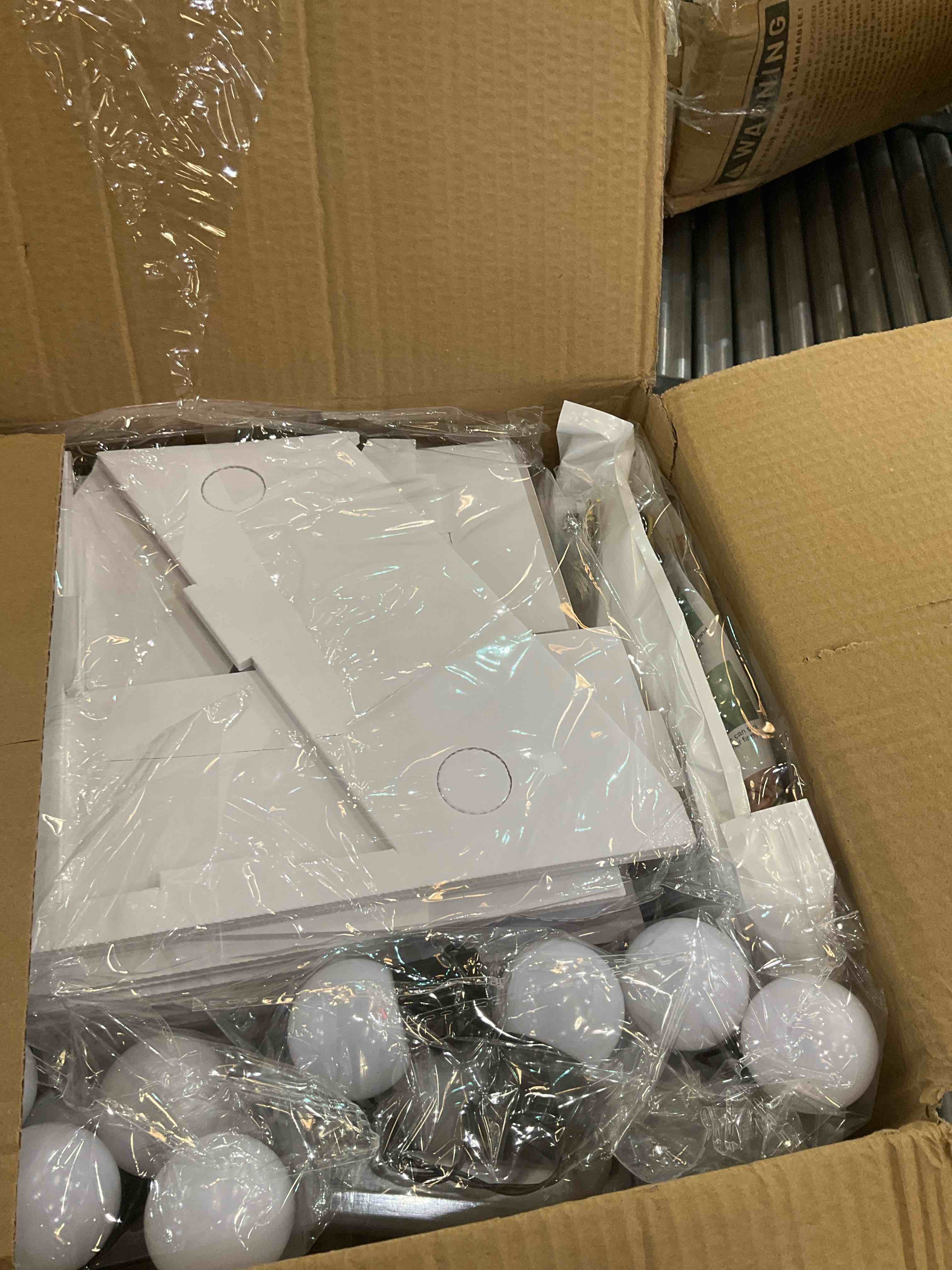 https://s3.amazonaws.com/lotting-images-prod/BargainHunt/EXS01590021_1719335329198.jpeg
