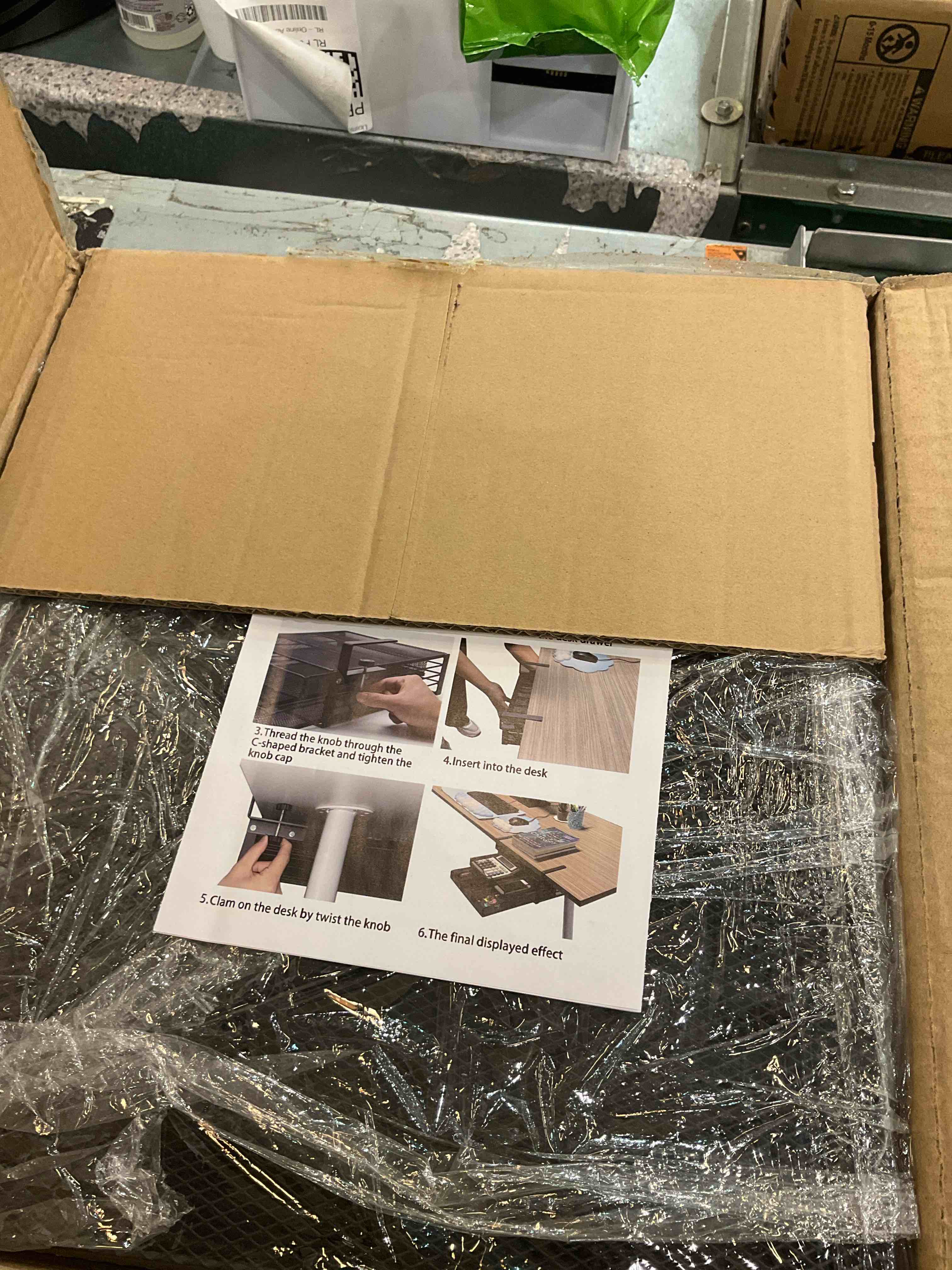 https://s3.amazonaws.com/lotting-images-prod/BargainHunt/EXS01590041_1719338091371.jpeg