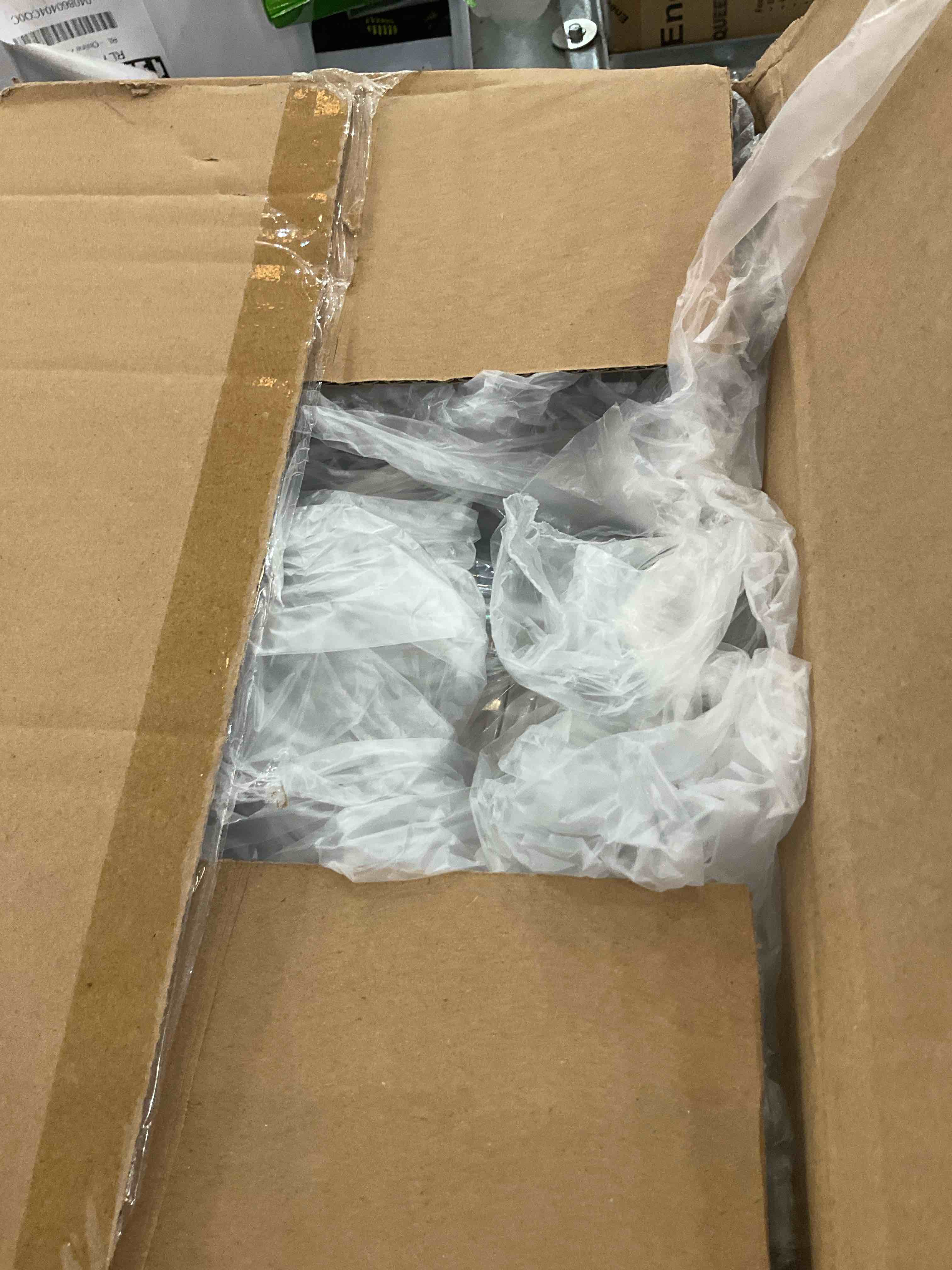 https://s3.amazonaws.com/lotting-images-prod/BargainHunt/EXS01590051_1719341306668.jpeg