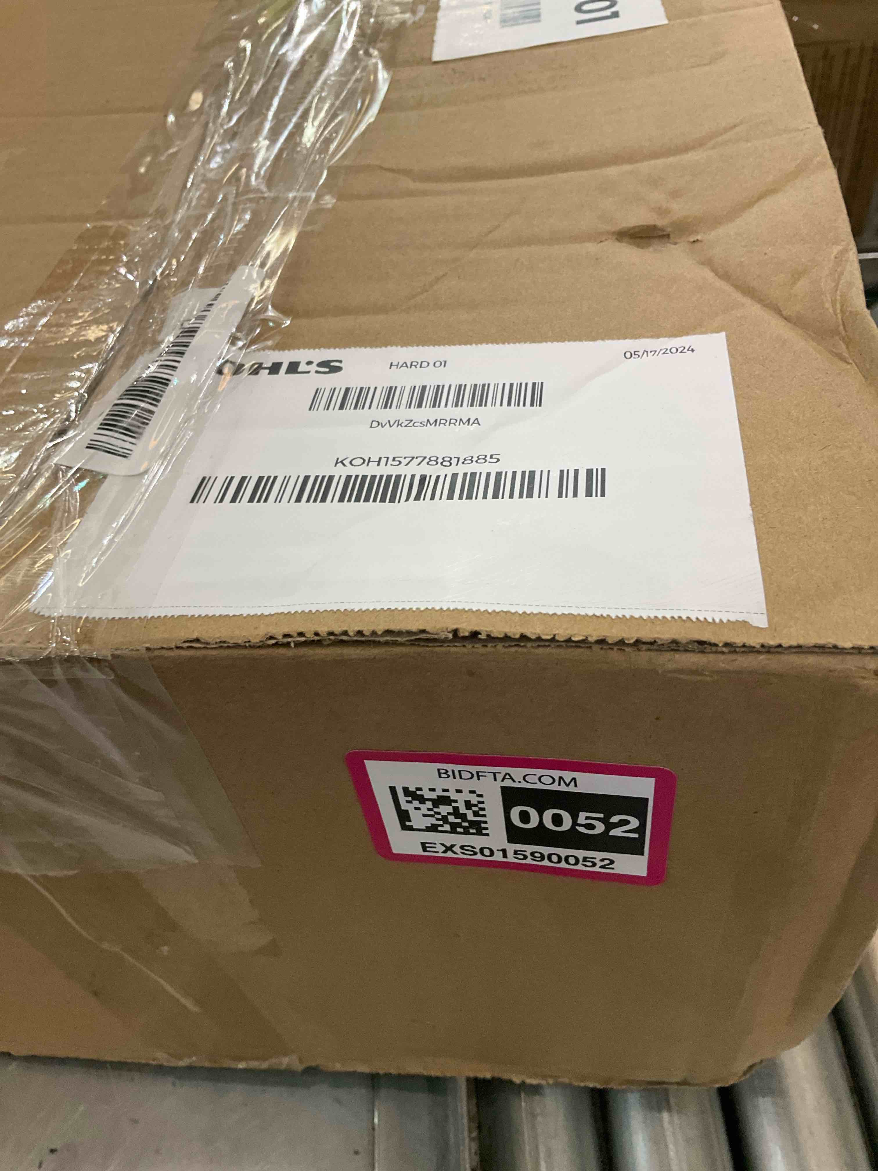 https://s3.amazonaws.com/lotting-images-prod/BargainHunt/EXS01590052_1719341236056.jpeg