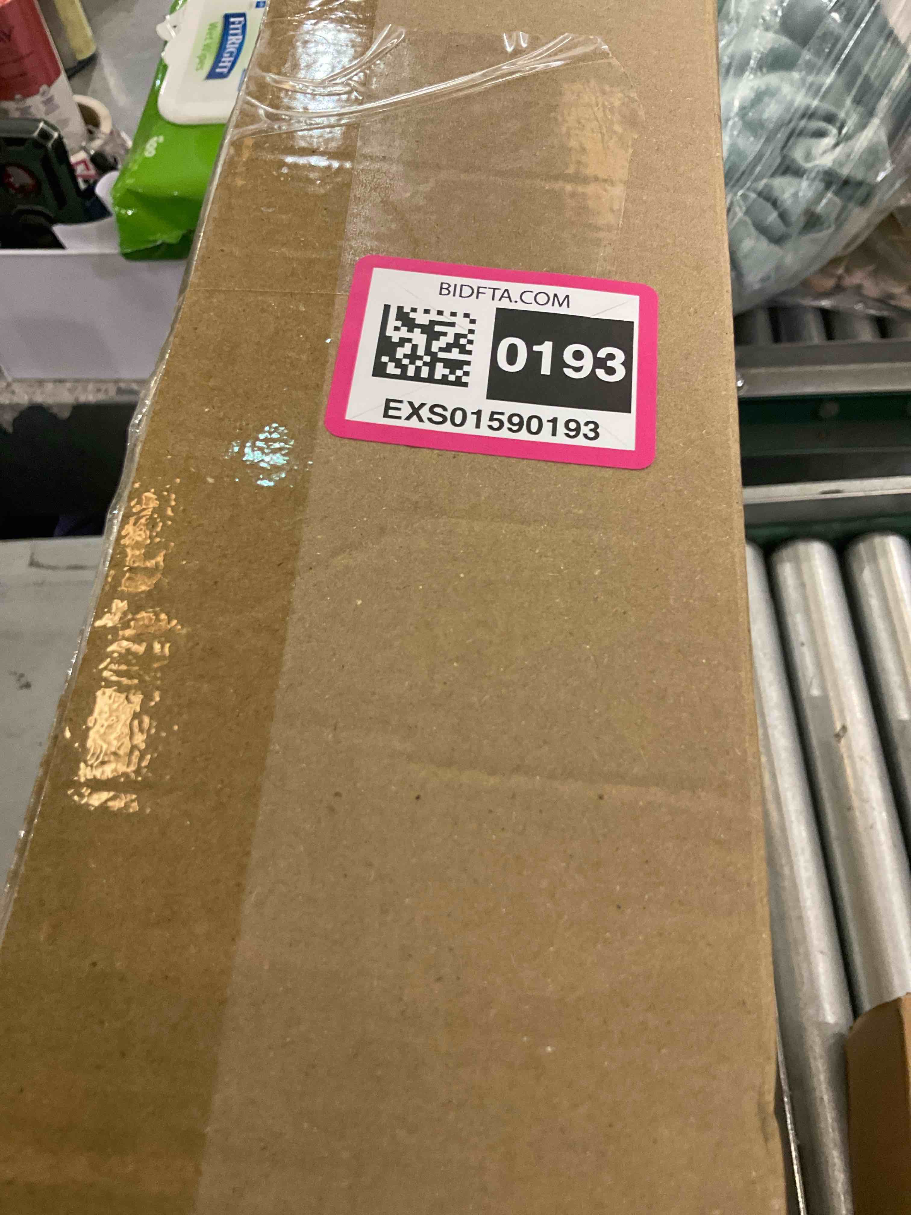 https://s3.amazonaws.com/lotting-images-prod/BargainHunt/EXS01590193_1719420537222.jpeg