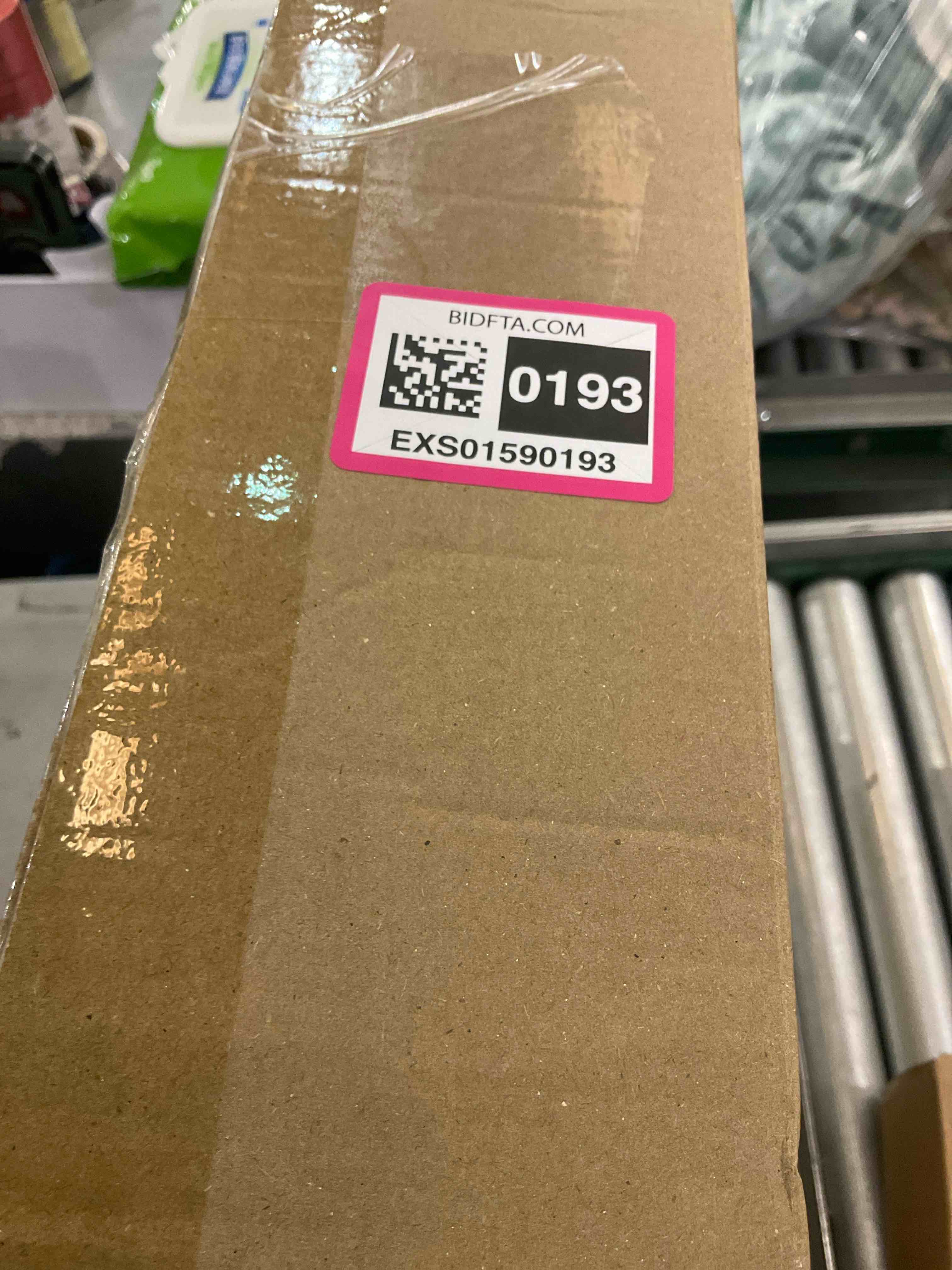 https://s3.amazonaws.com/lotting-images-prod/BargainHunt/EXS01590193_1719420539197.jpeg