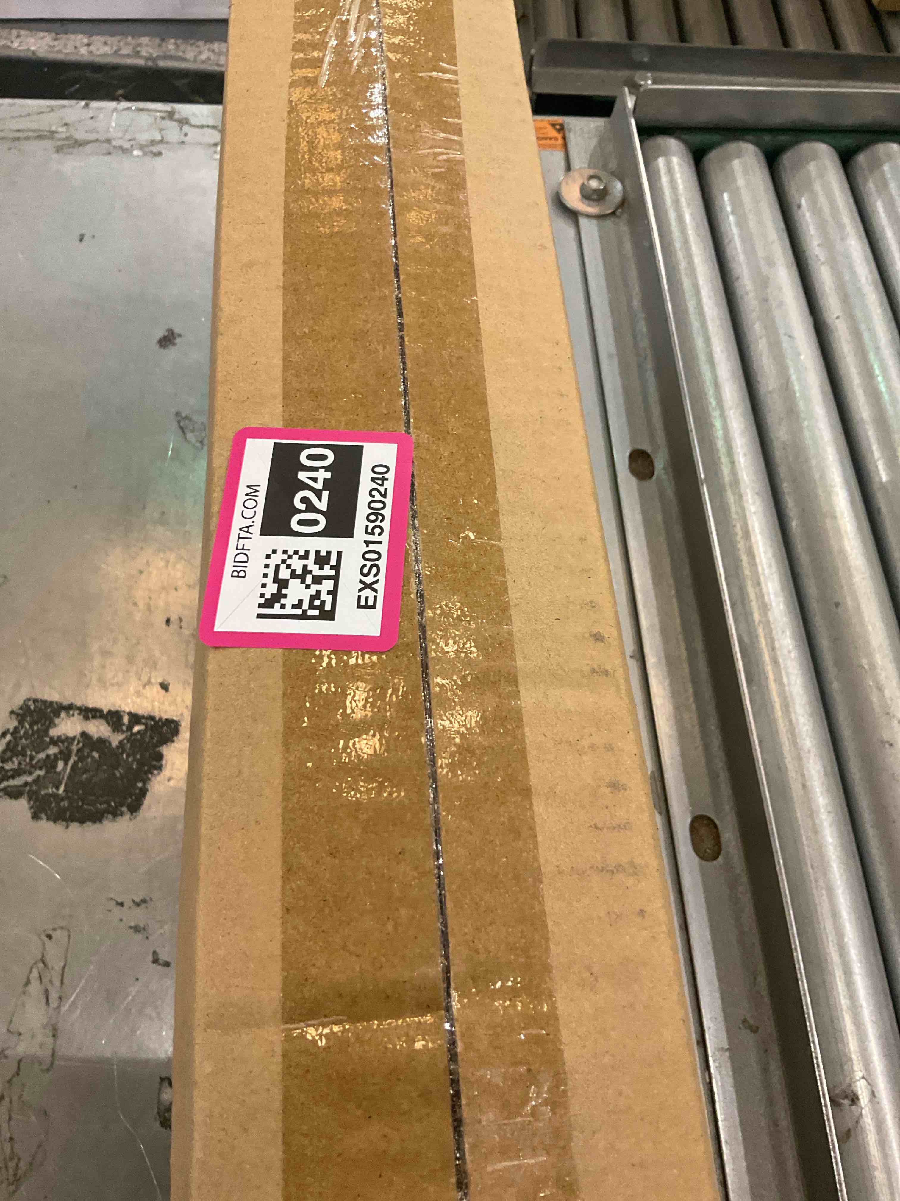 https://s3.amazonaws.com/lotting-images-prod/BargainHunt/EXS01590240_1719428099949.jpeg