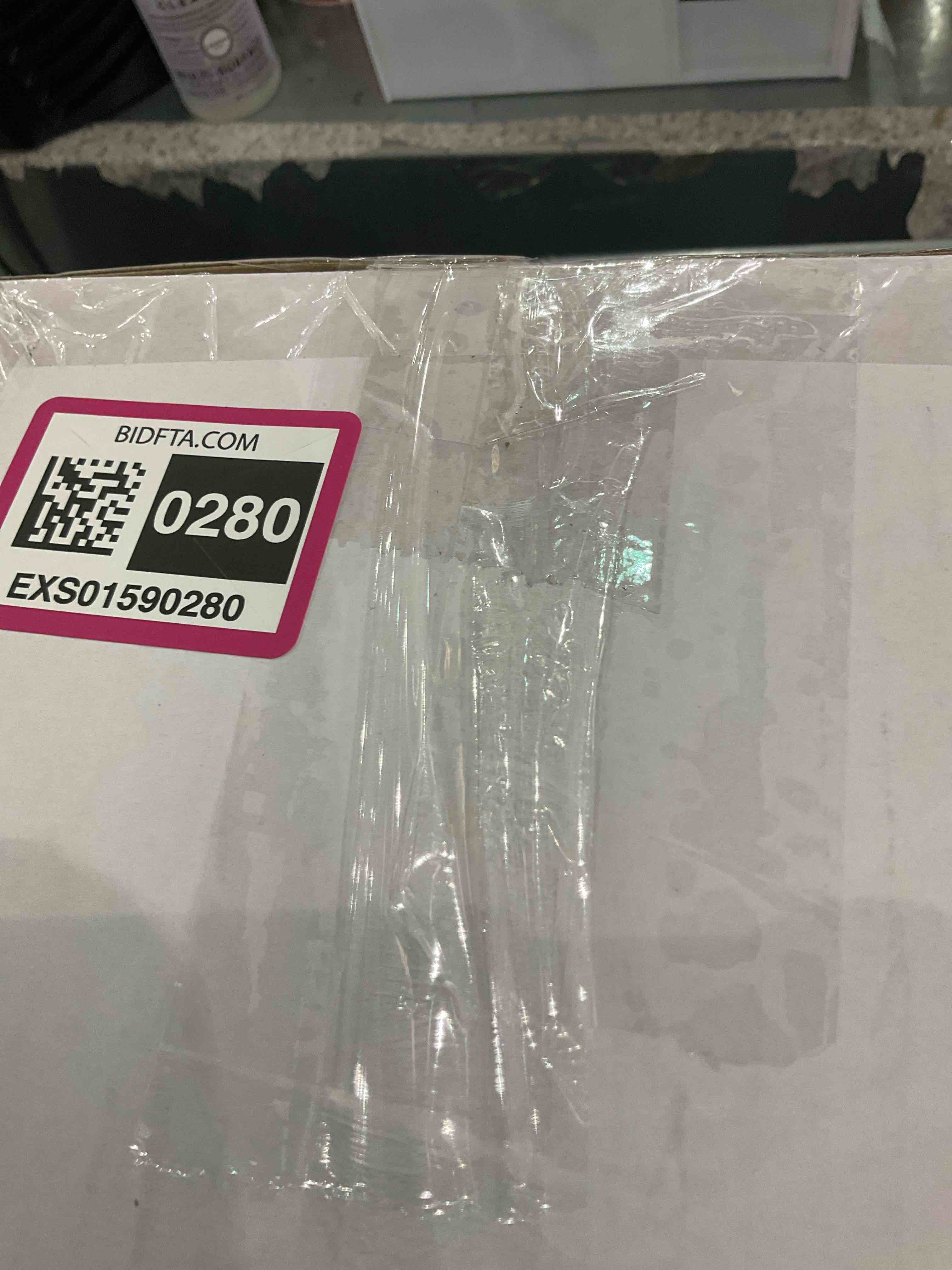 https://s3.amazonaws.com/lotting-images-prod/BargainHunt/EXS01590280_1719495508998.jpeg