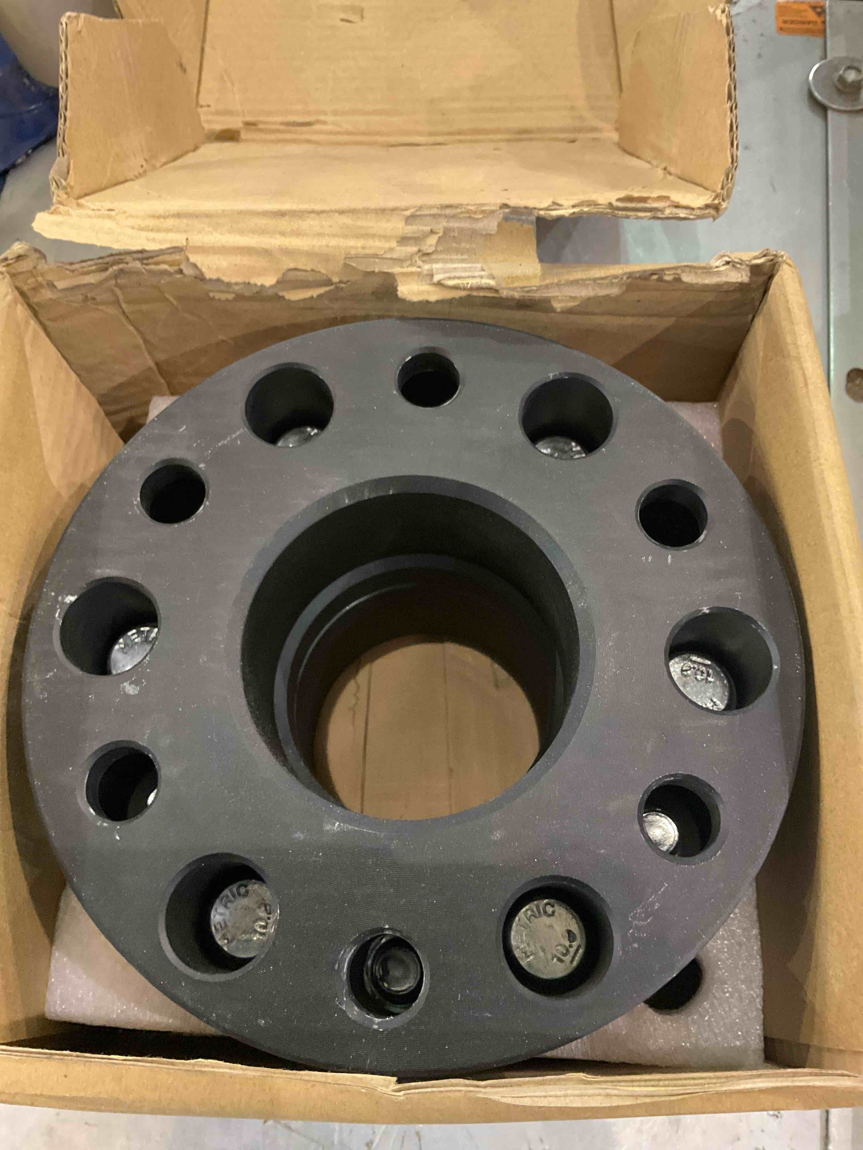 https://s3.amazonaws.com/lotting-images-prod/BargainHunt/EXS01590289_1719497445204.jpeg