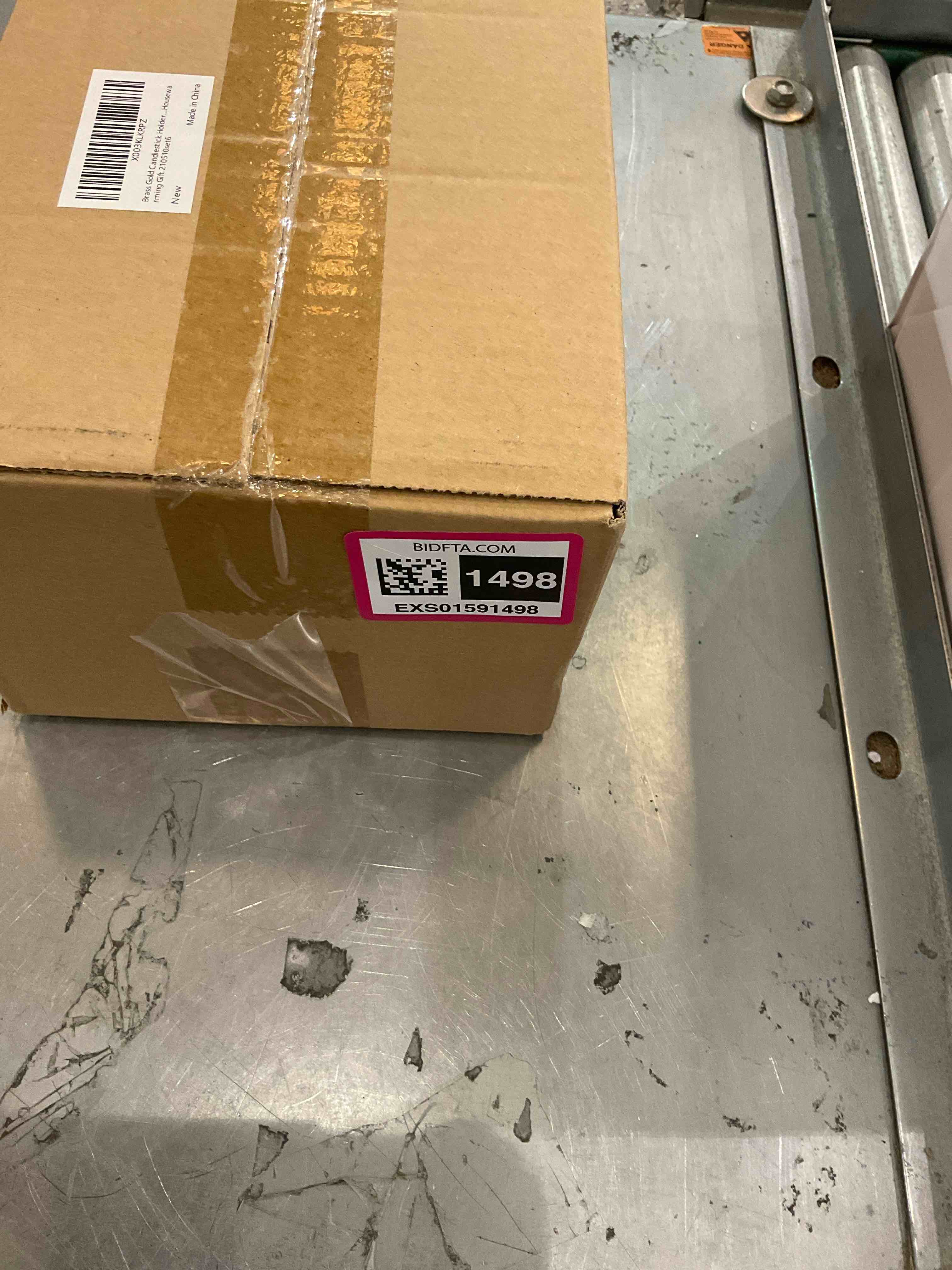 https://s3.amazonaws.com/lotting-images-prod/BargainHunt/EXS01591498_1719329004134.jpeg