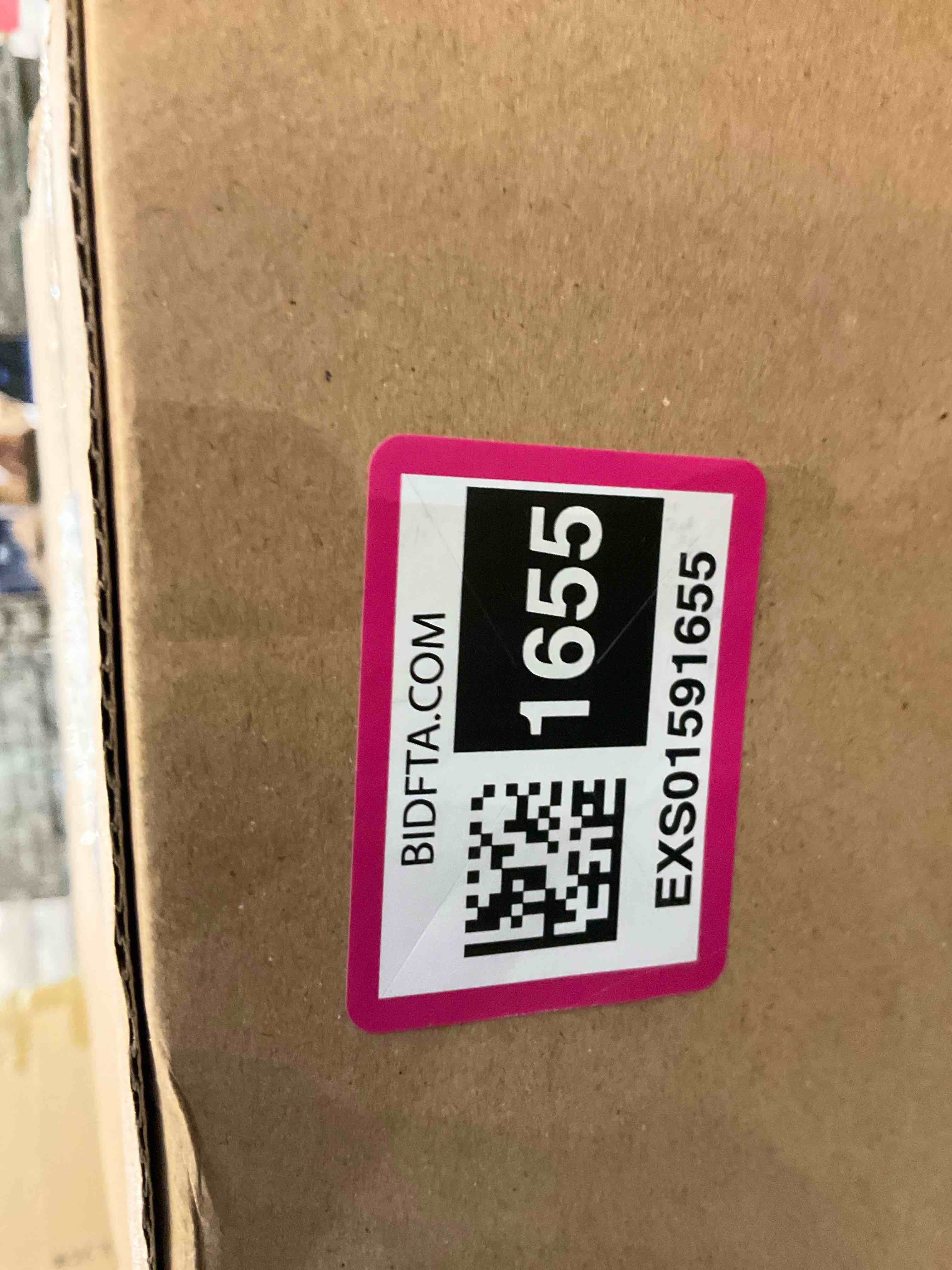 https://s3.amazonaws.com/lotting-images-prod/BargainHunt/EXS01591655_1718986562966.jpeg