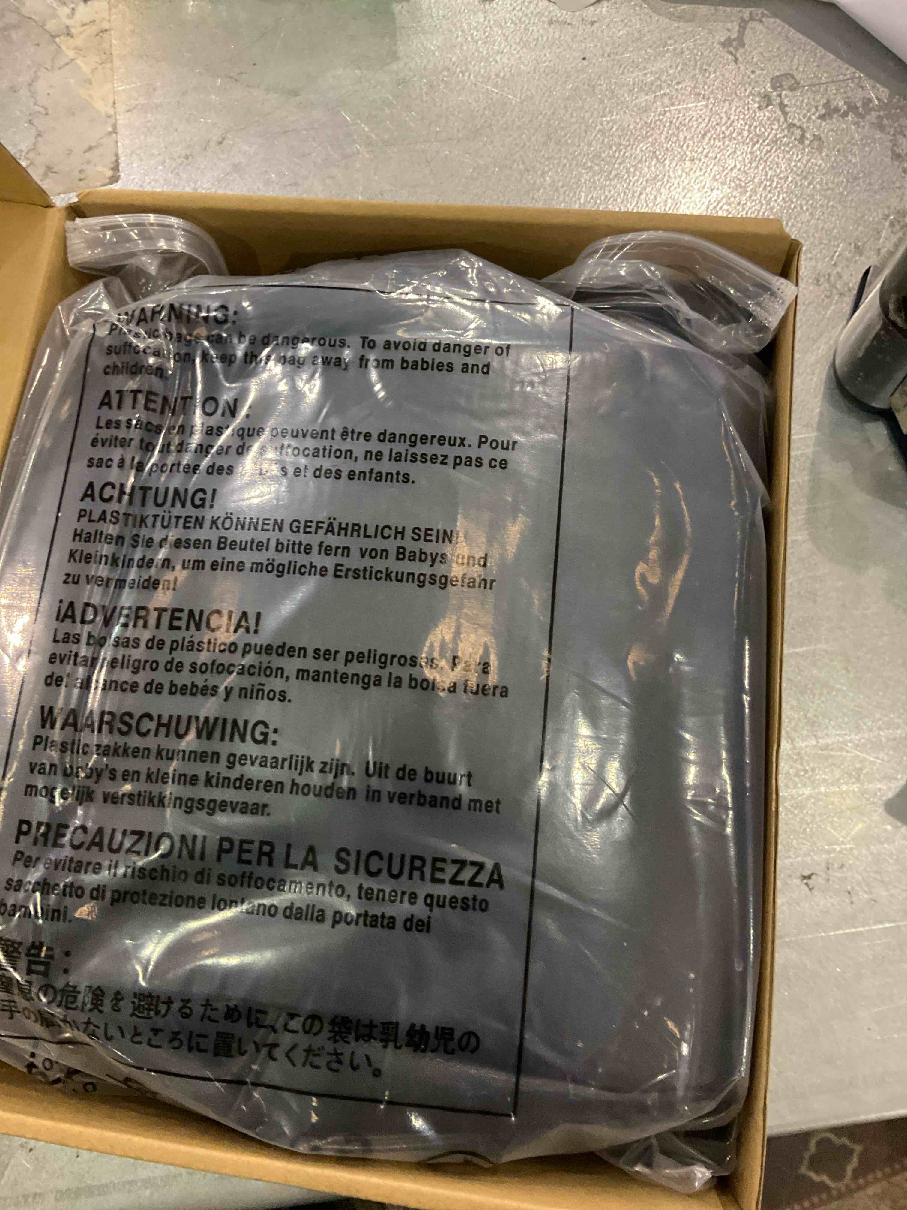 https://s3.amazonaws.com/lotting-images-prod/BargainHunt/EXS01591662_1718987108841.jpeg