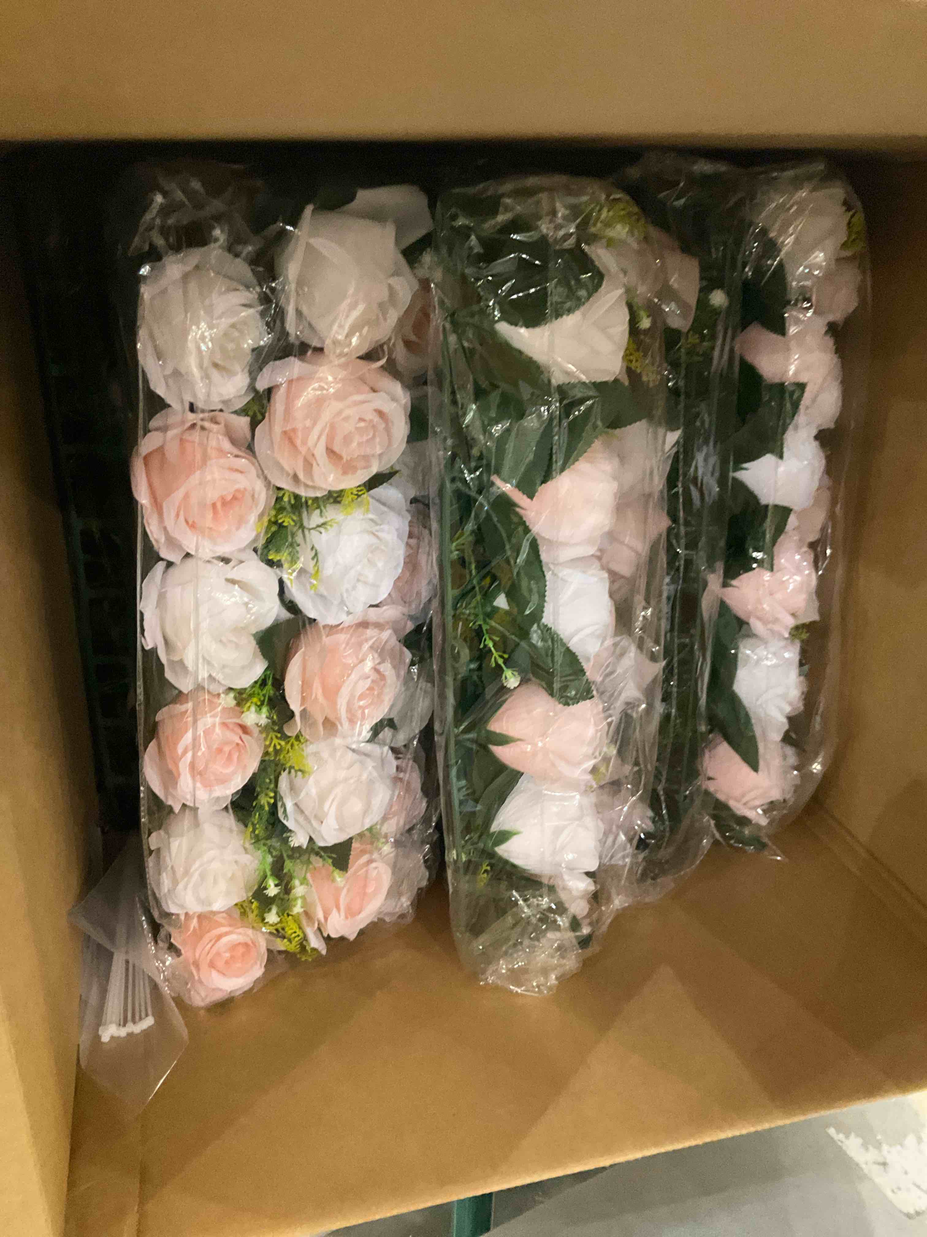 https://s3.amazonaws.com/lotting-images-prod/BargainHunt/EXS01591894_1719324194063.jpeg