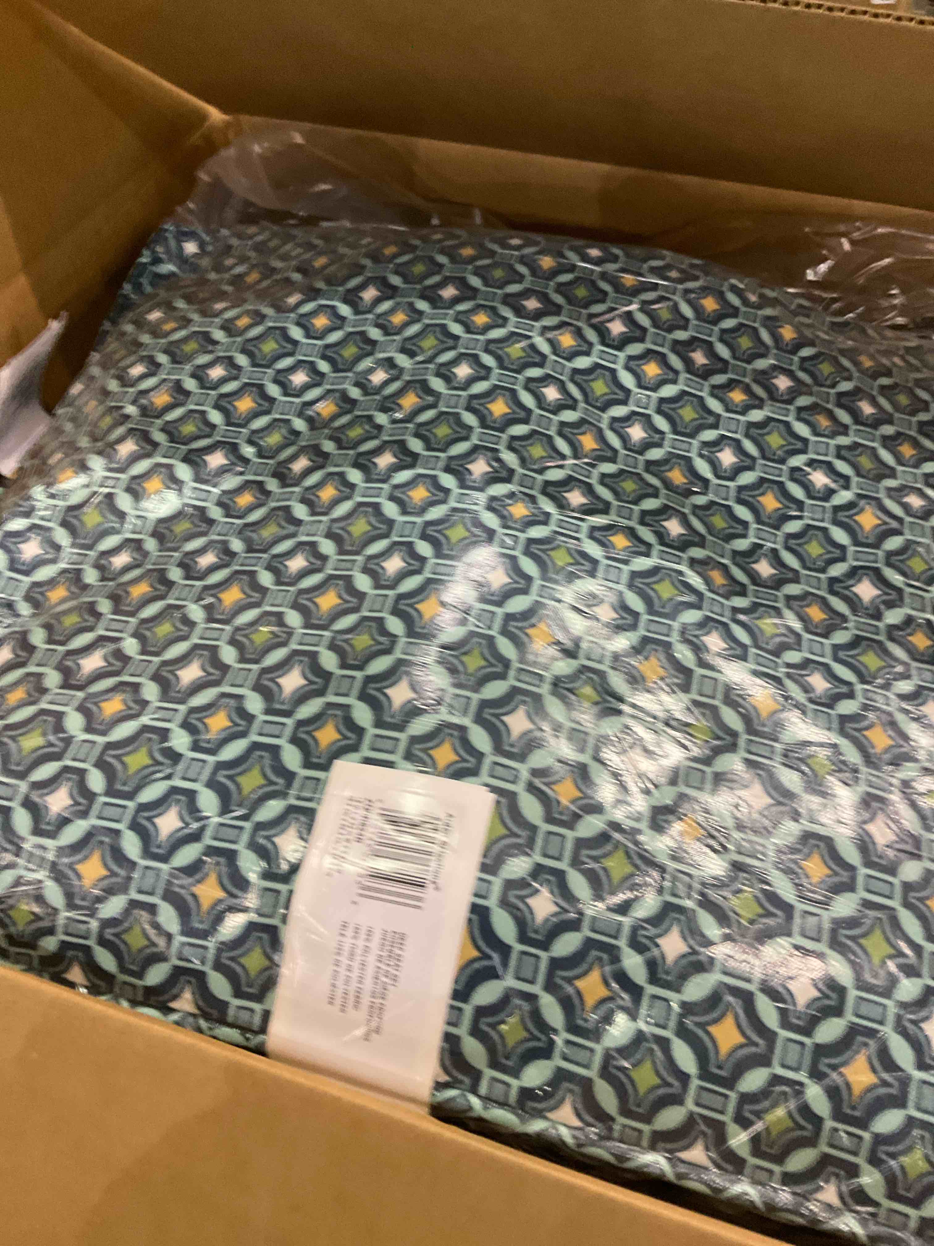 https://s3.amazonaws.com/lotting-images-prod/BargainHunt/EXS01592001_1719401865021.jpeg