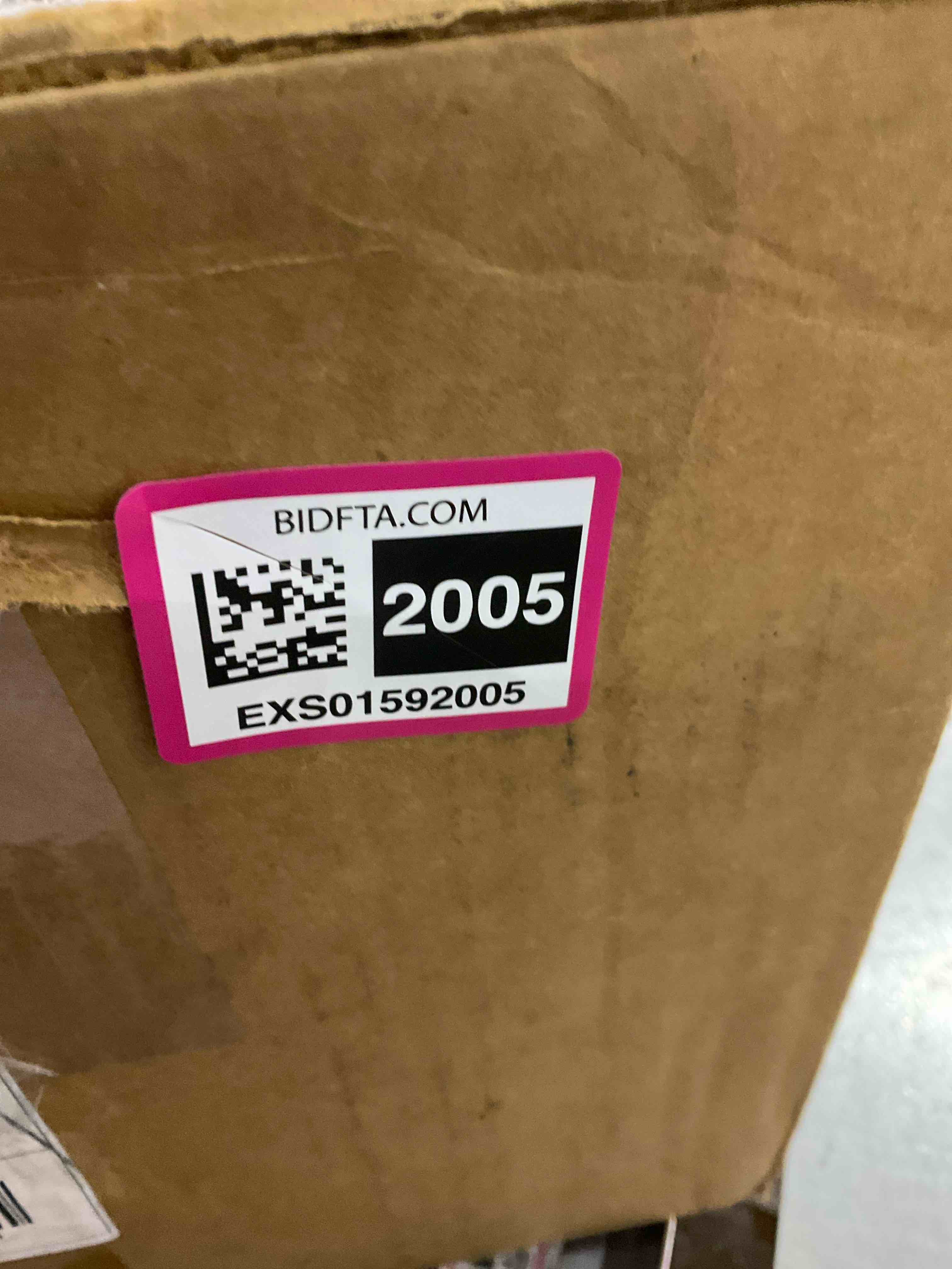 https://s3.amazonaws.com/lotting-images-prod/BargainHunt/EXS01592005_1719402328060.jpeg