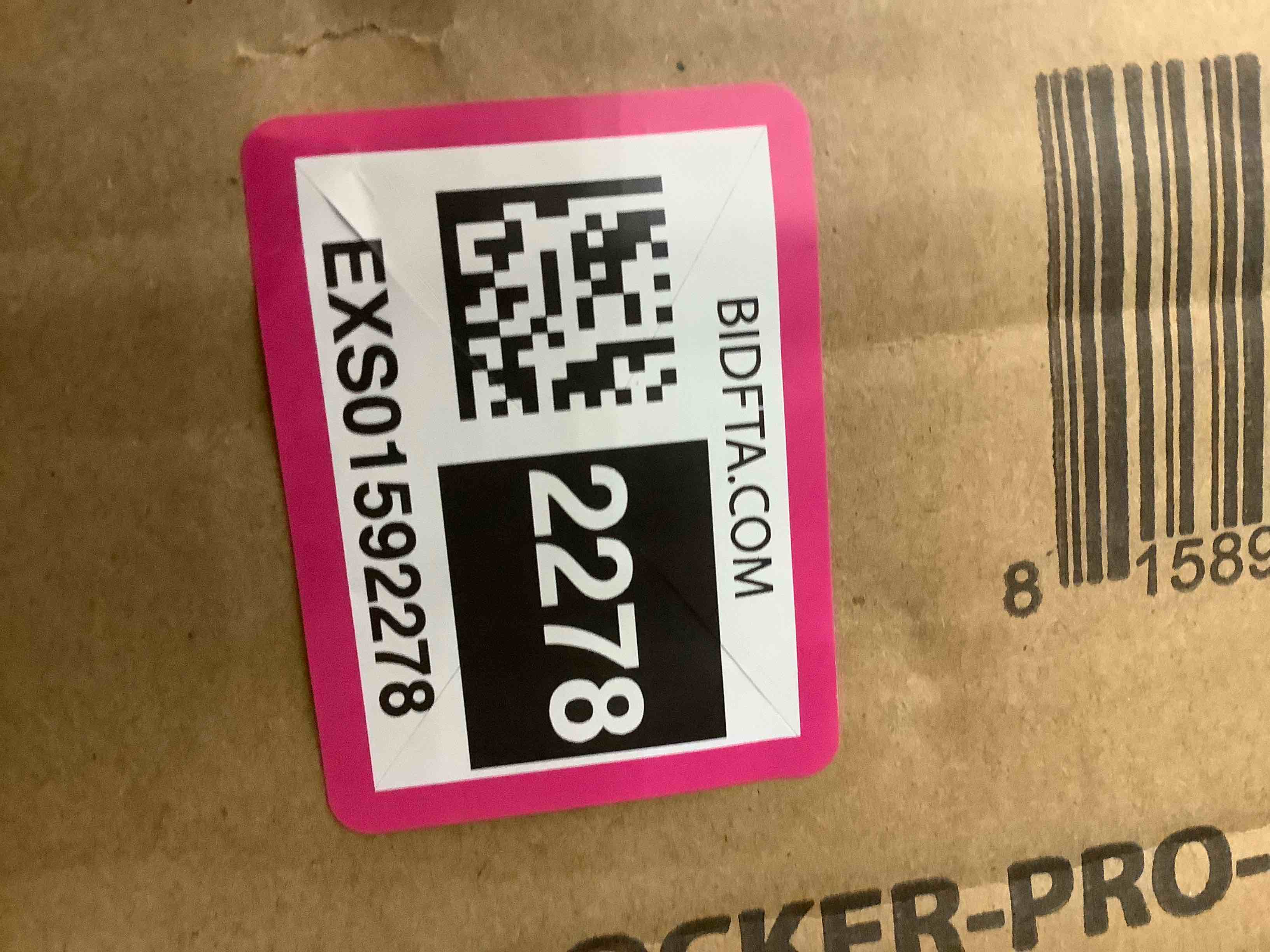 https://s3.amazonaws.com/lotting-images-prod/BargainHunt/EXS01592278_1721057804787.jpeg