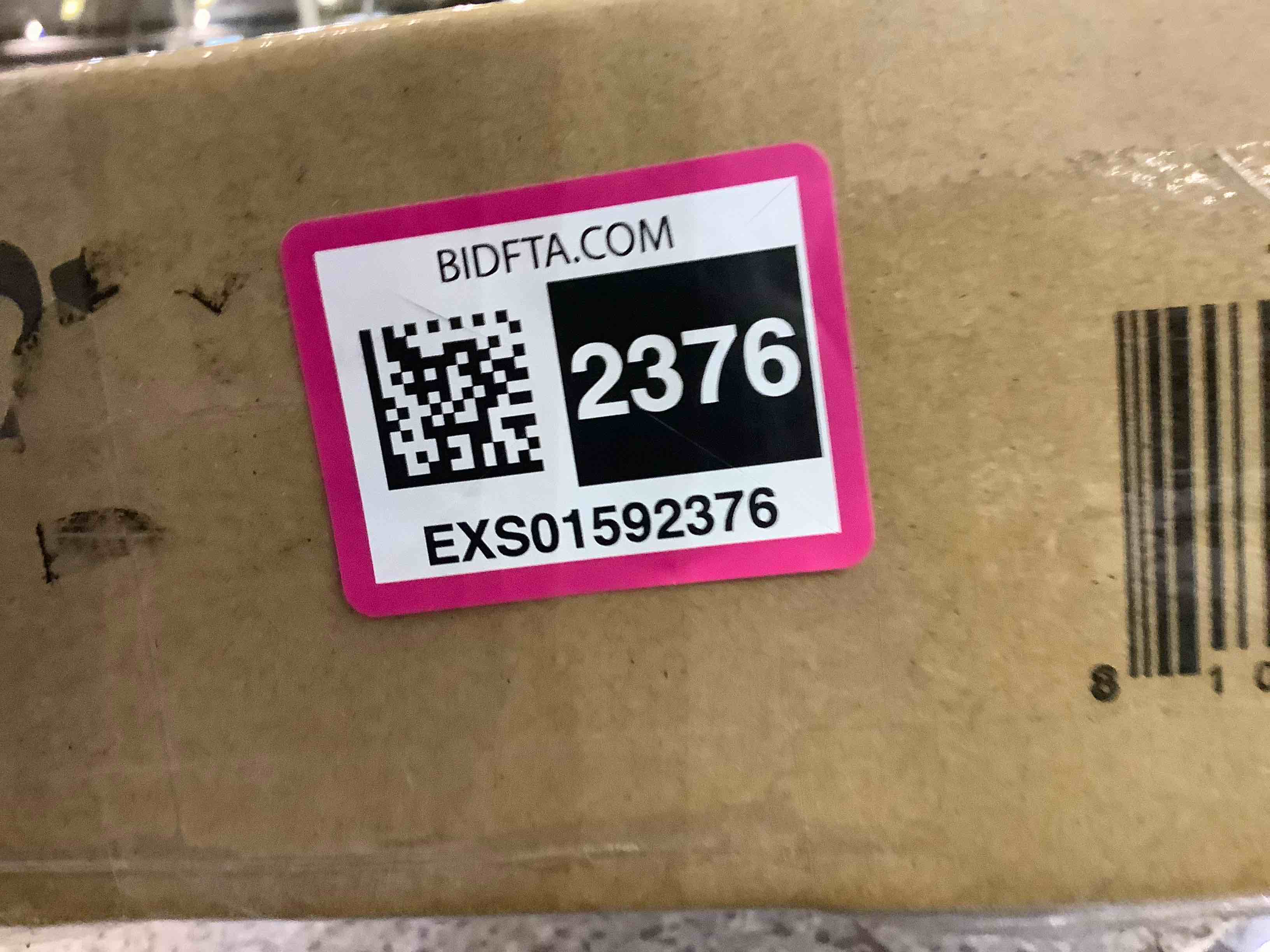 https://s3.amazonaws.com/lotting-images-prod/BargainHunt/EXS01592376_1721139066850.jpeg