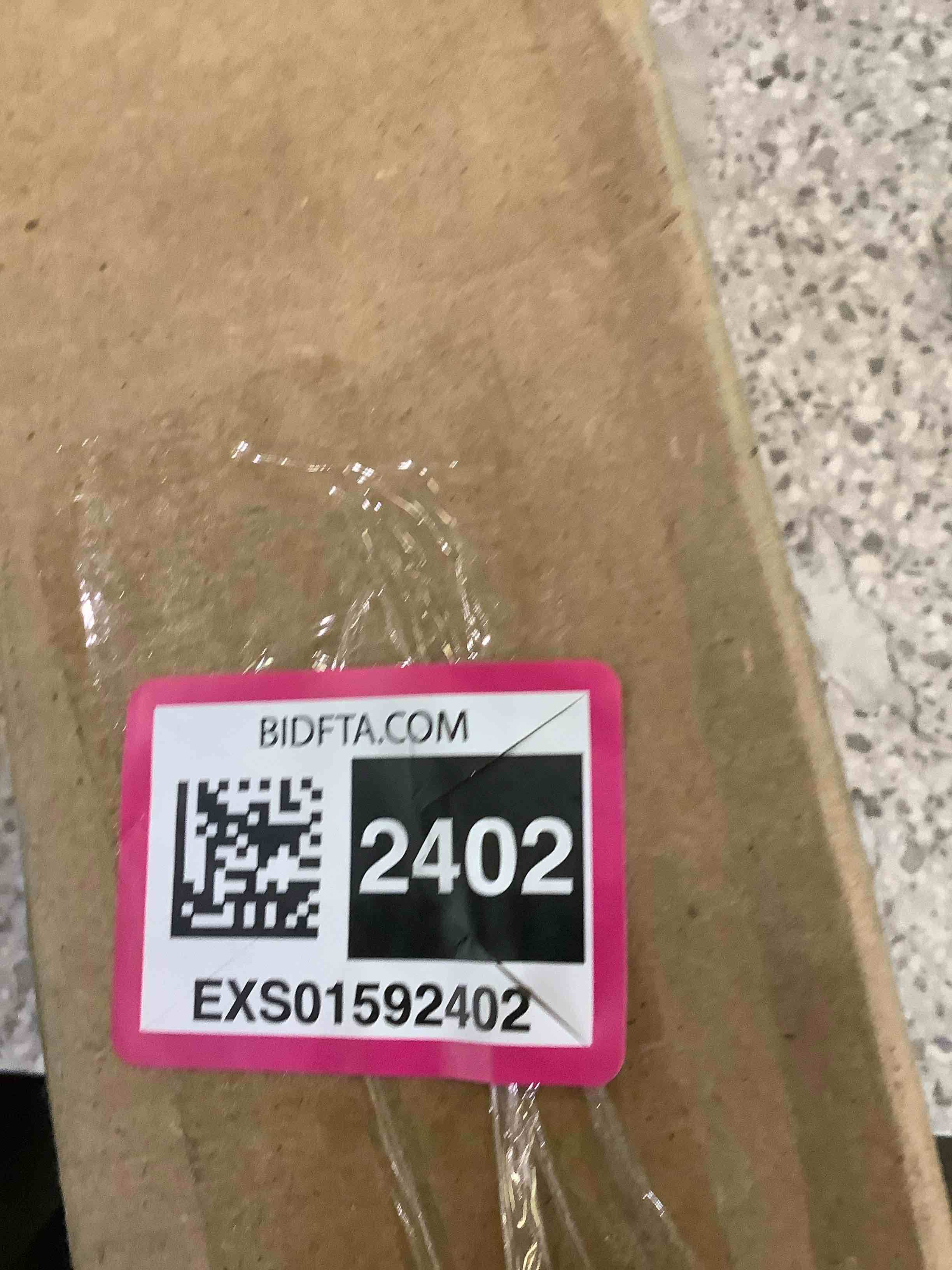 https://s3.amazonaws.com/lotting-images-prod/BargainHunt/EXS01592402_1721151935767.jpeg