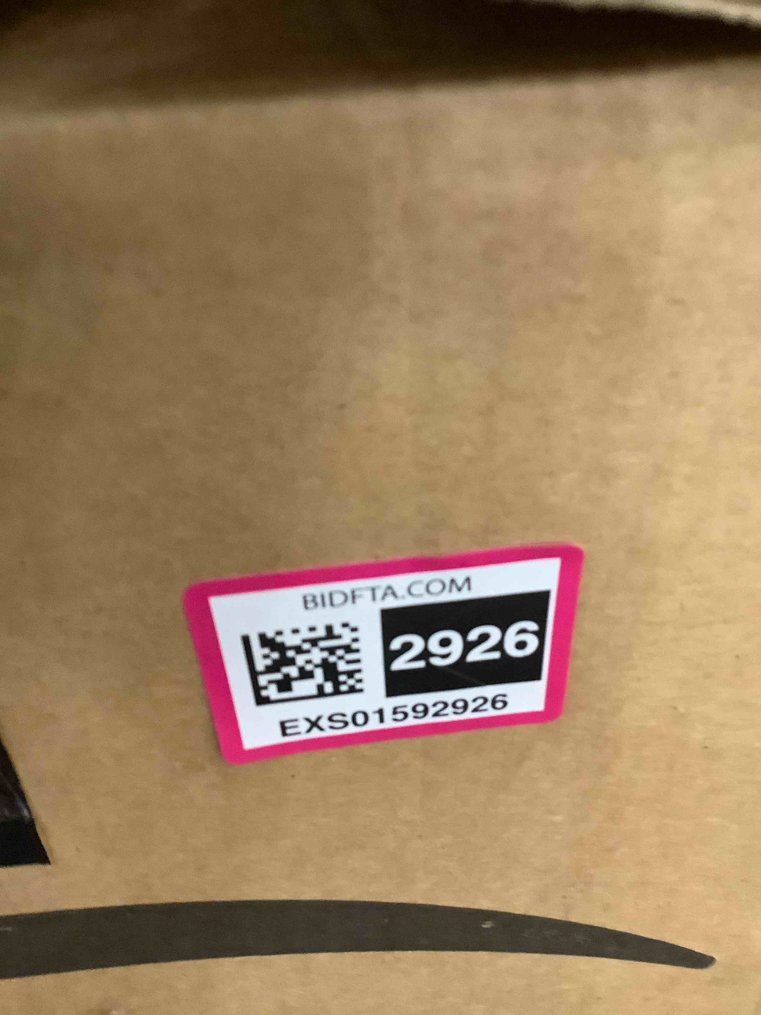 https://s3.amazonaws.com/lotting-images-prod/BargainHunt/EXS01592926_1721670207947.jpeg