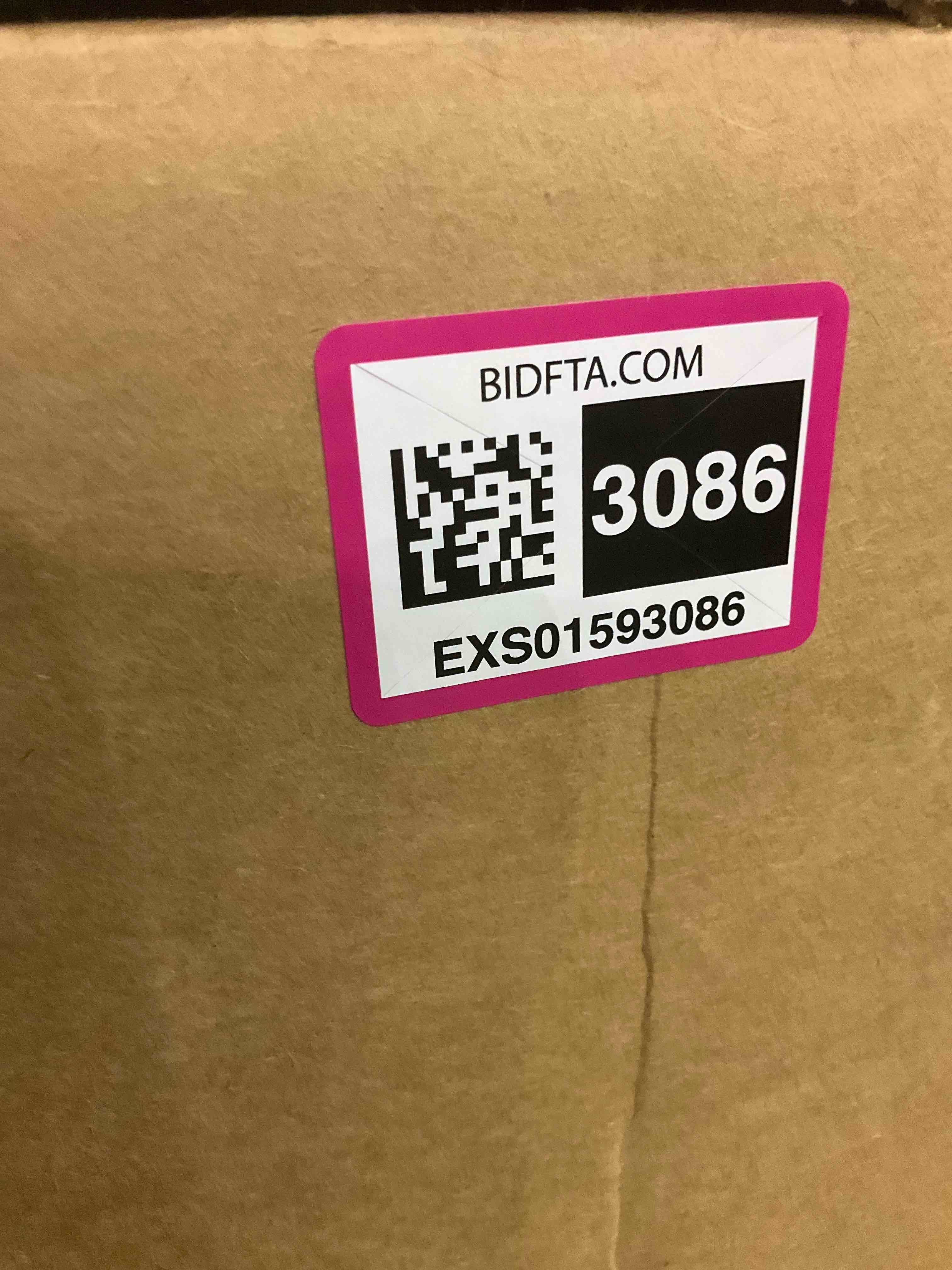 https://s3.amazonaws.com/lotting-images-prod/BargainHunt/EXS01593086_1719314945650.jpeg