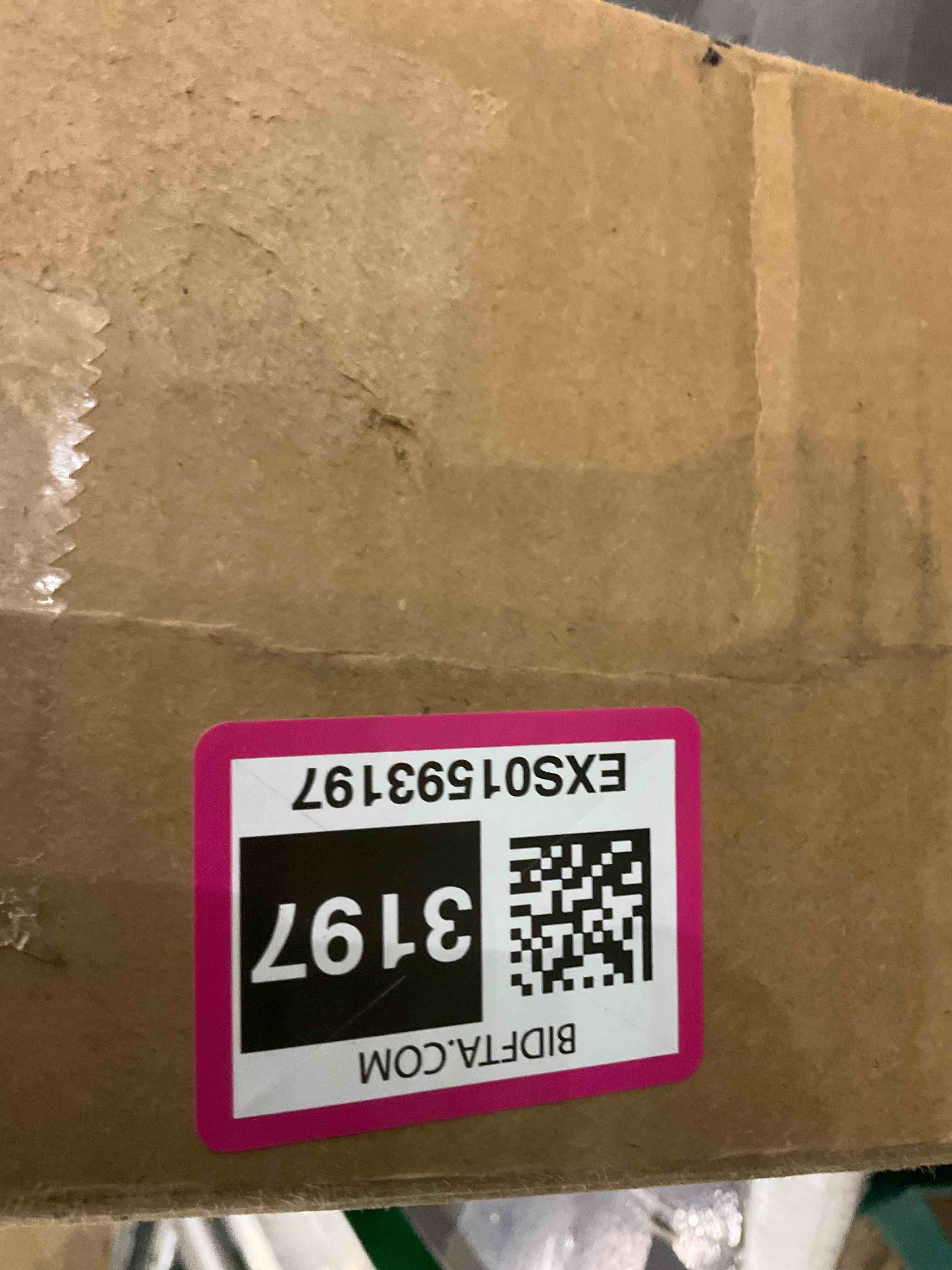 https://s3.amazonaws.com/lotting-images-prod/BargainHunt/EXS01593197_1719841565848.jpeg
