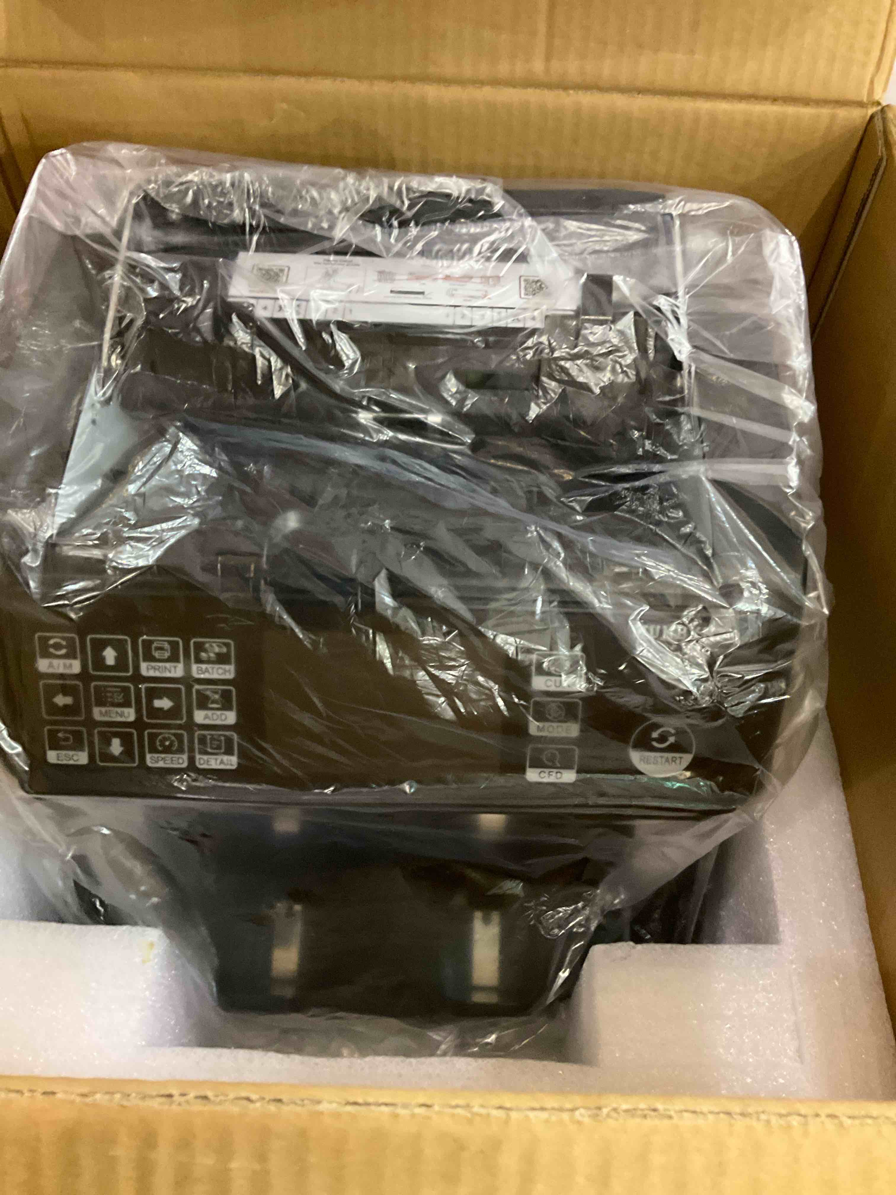 https://s3.amazonaws.com/lotting-images-prod/BargainHunt/EXS01593203_1719842737189.jpeg