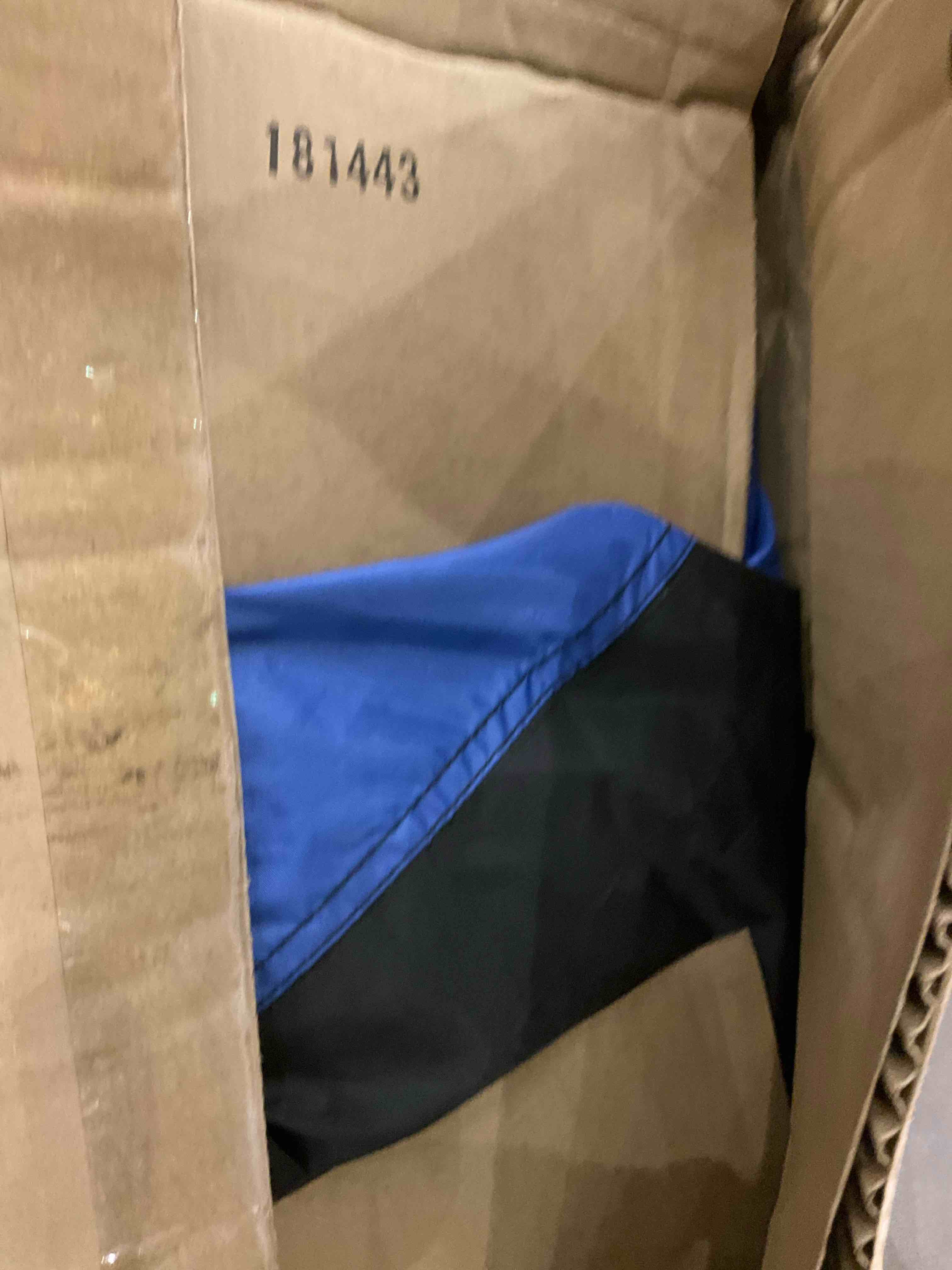 https://s3.amazonaws.com/lotting-images-prod/BargainHunt/EXS01593281_1719921119575.jpeg