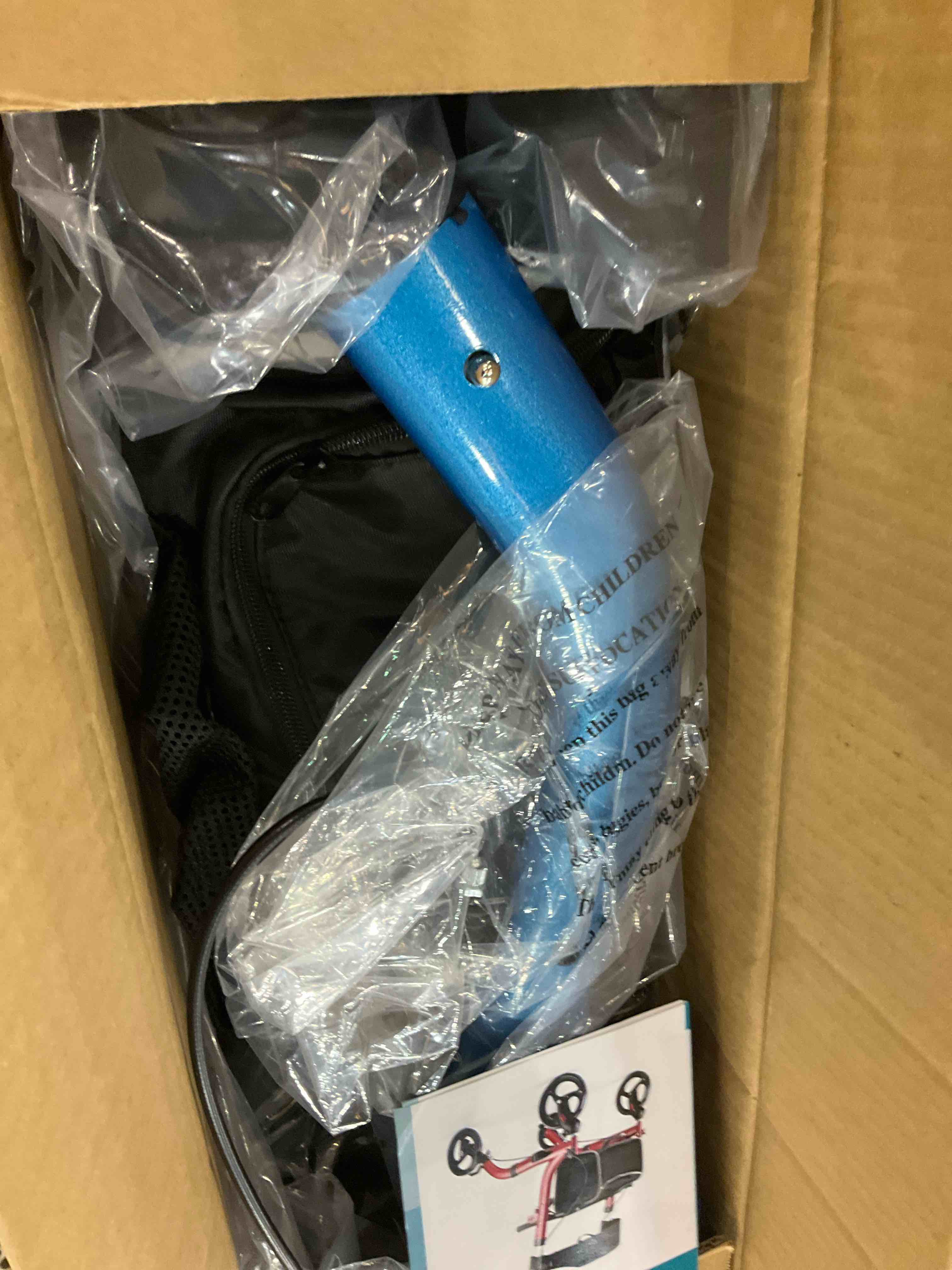 https://s3.amazonaws.com/lotting-images-prod/BargainHunt/EXS01593298_1719923140334.jpeg