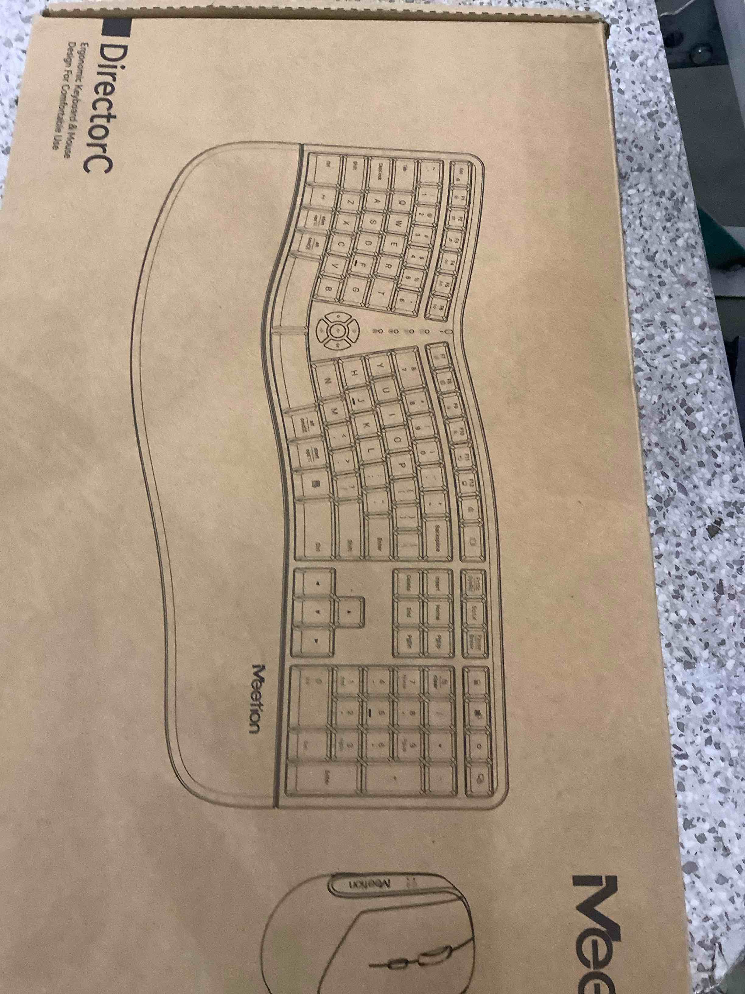 https://s3.amazonaws.com/lotting-images-prod/BargainHunt/EXS01594007_1722351524174.jpeg
