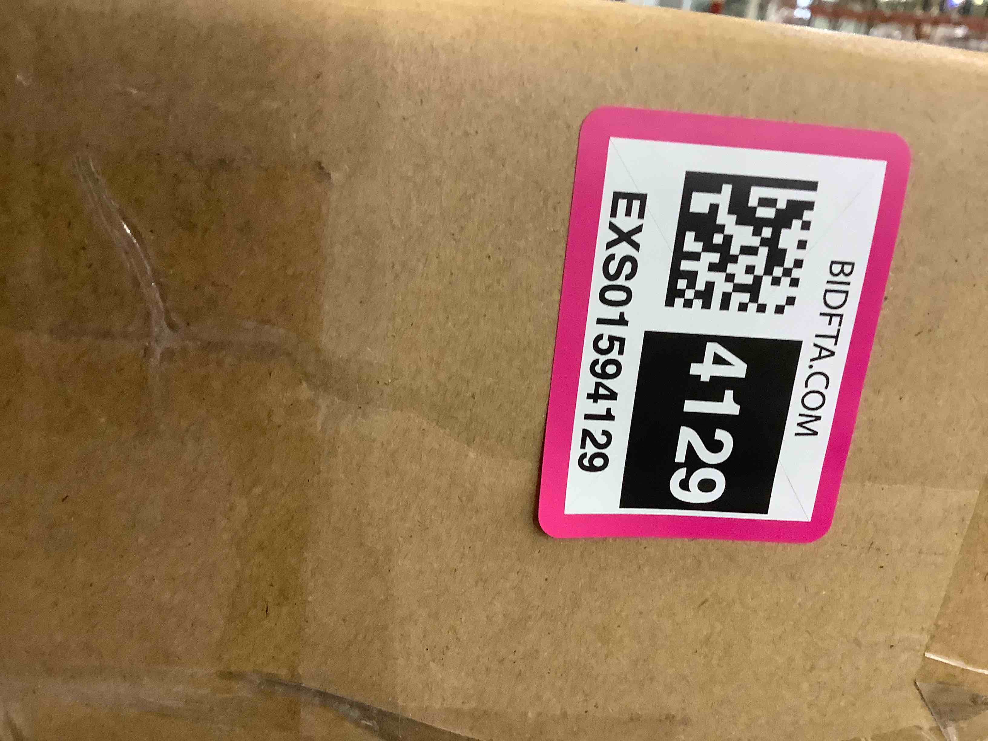 https://s3.amazonaws.com/lotting-images-prod/BargainHunt/EXS01594129_1722531814414.jpeg