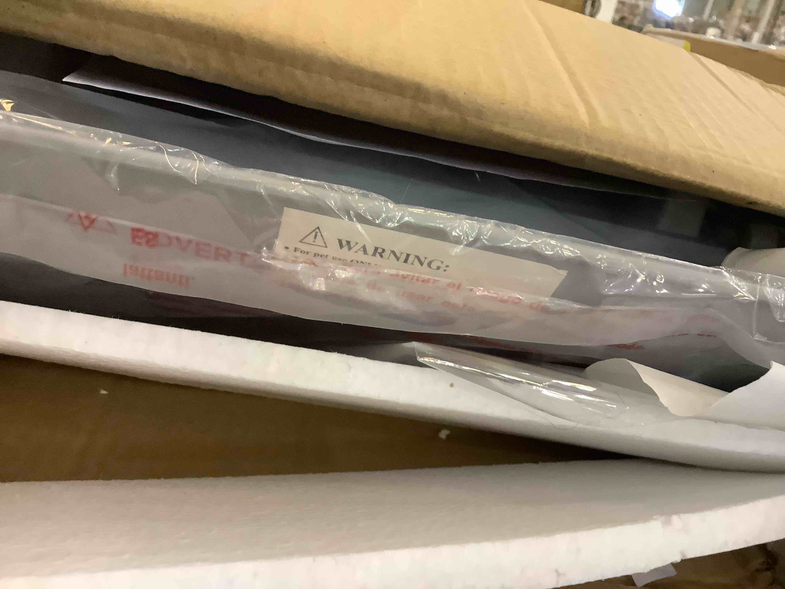 https://s3.amazonaws.com/lotting-images-prod/BargainHunt/EXS01594132_1722532187110.jpeg