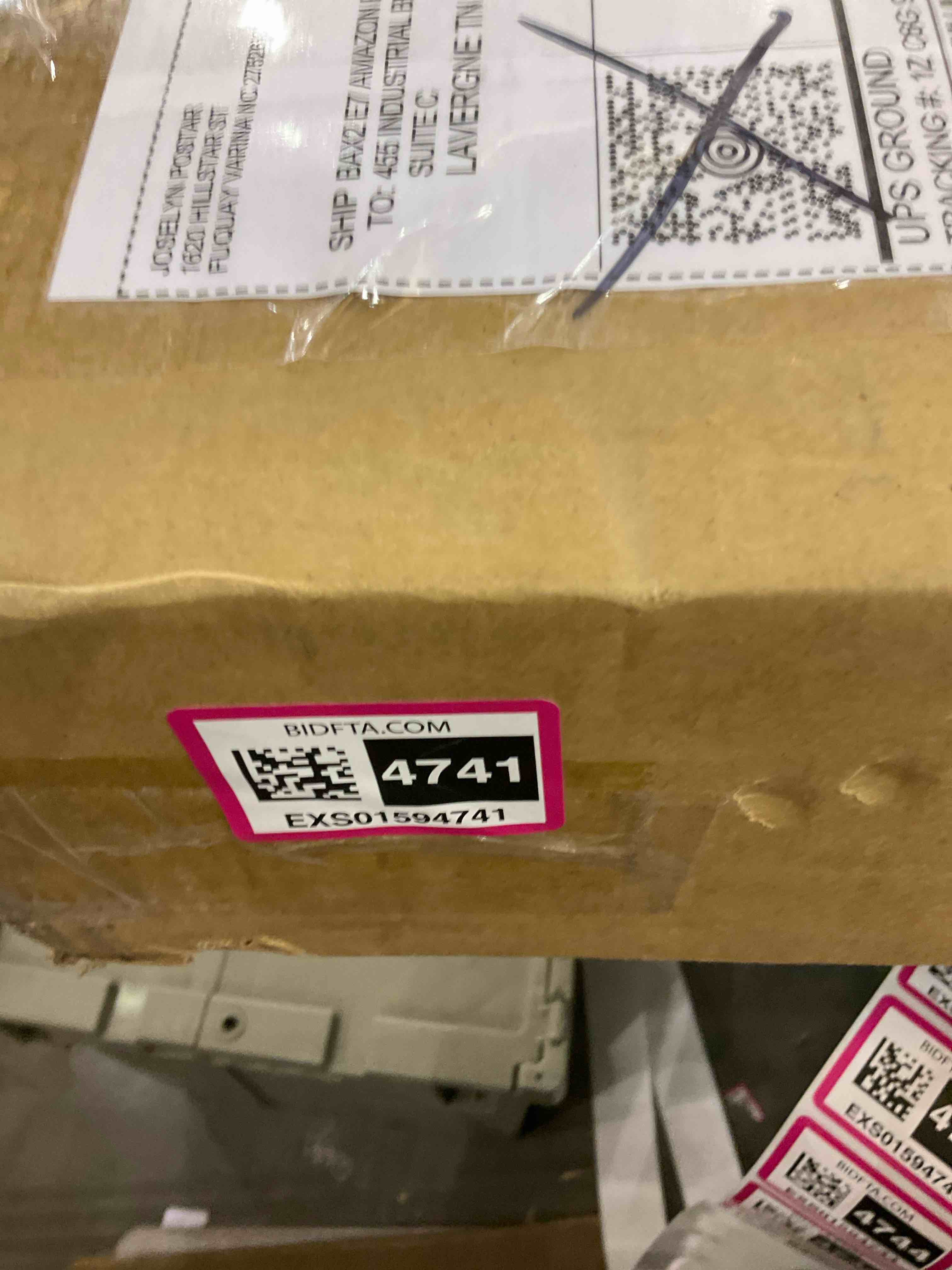 https://s3.amazonaws.com/lotting-images-prod/BargainHunt/EXS01594741_1720619827995.jpeg