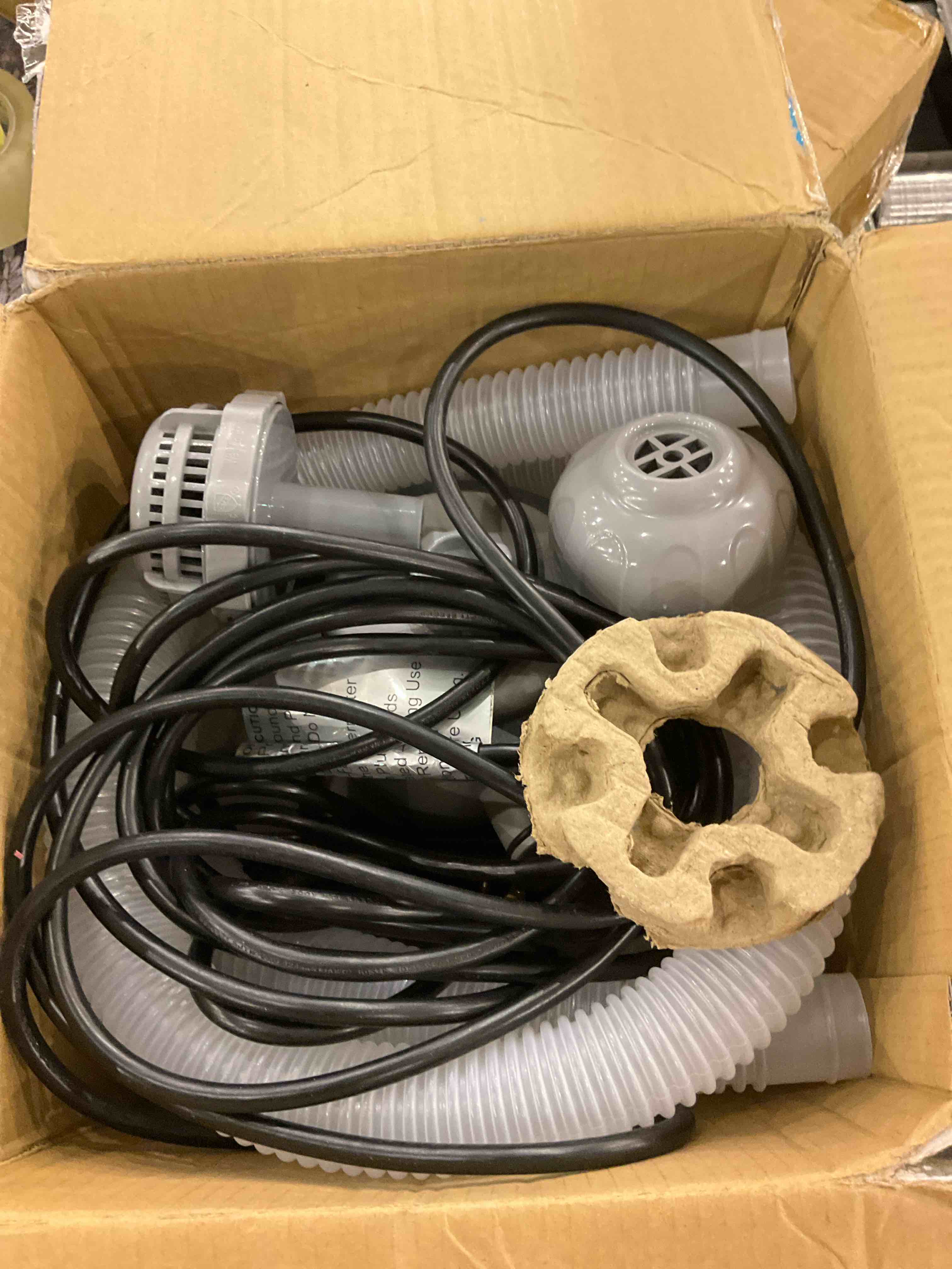 https://s3.amazonaws.com/lotting-images-prod/BargainHunt/EXS01594969_1721042837858.jpeg